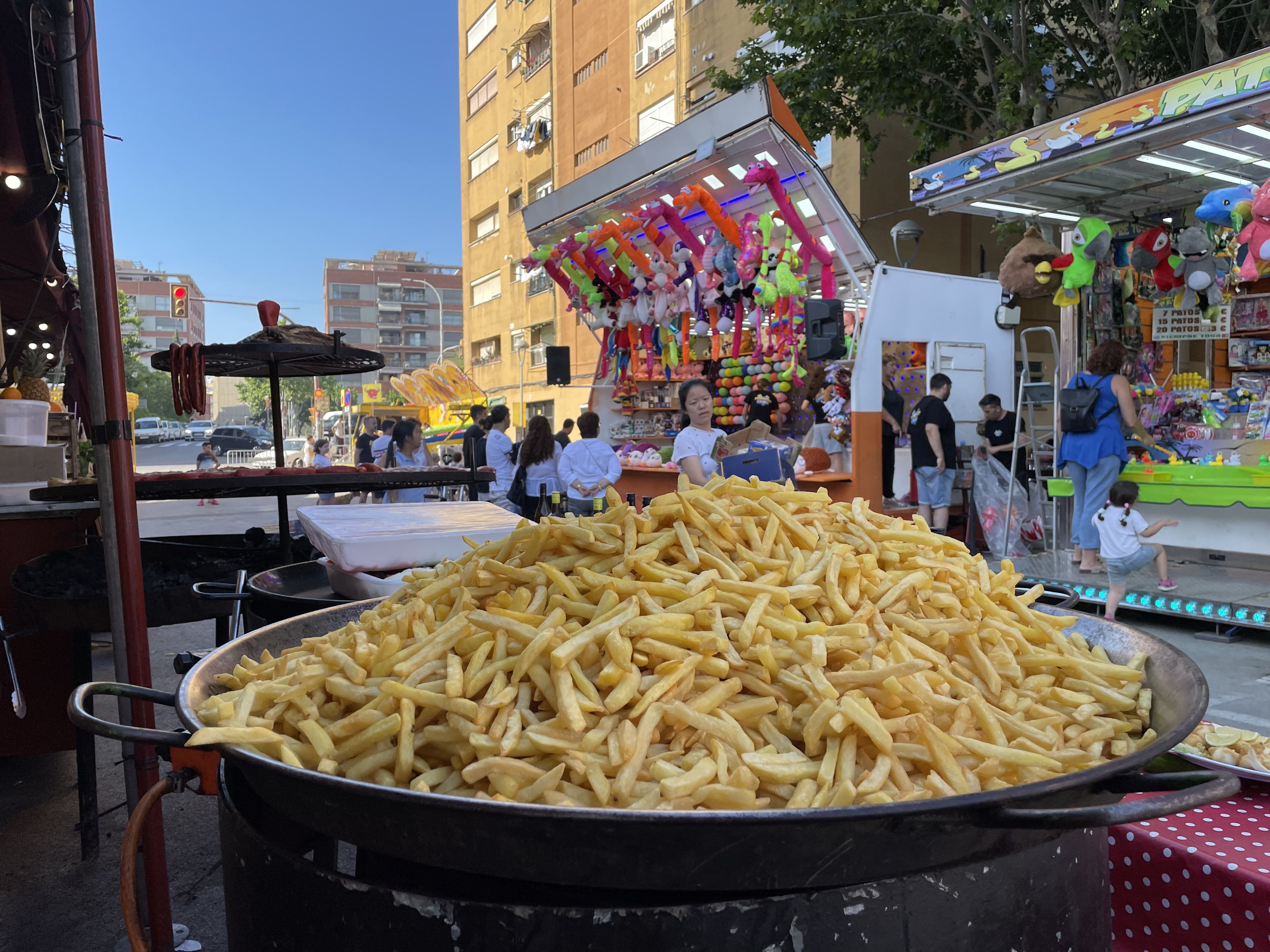 El barri del 25 de Setembre gaudeix de les seves festes. FOTO: Arnau Martínez