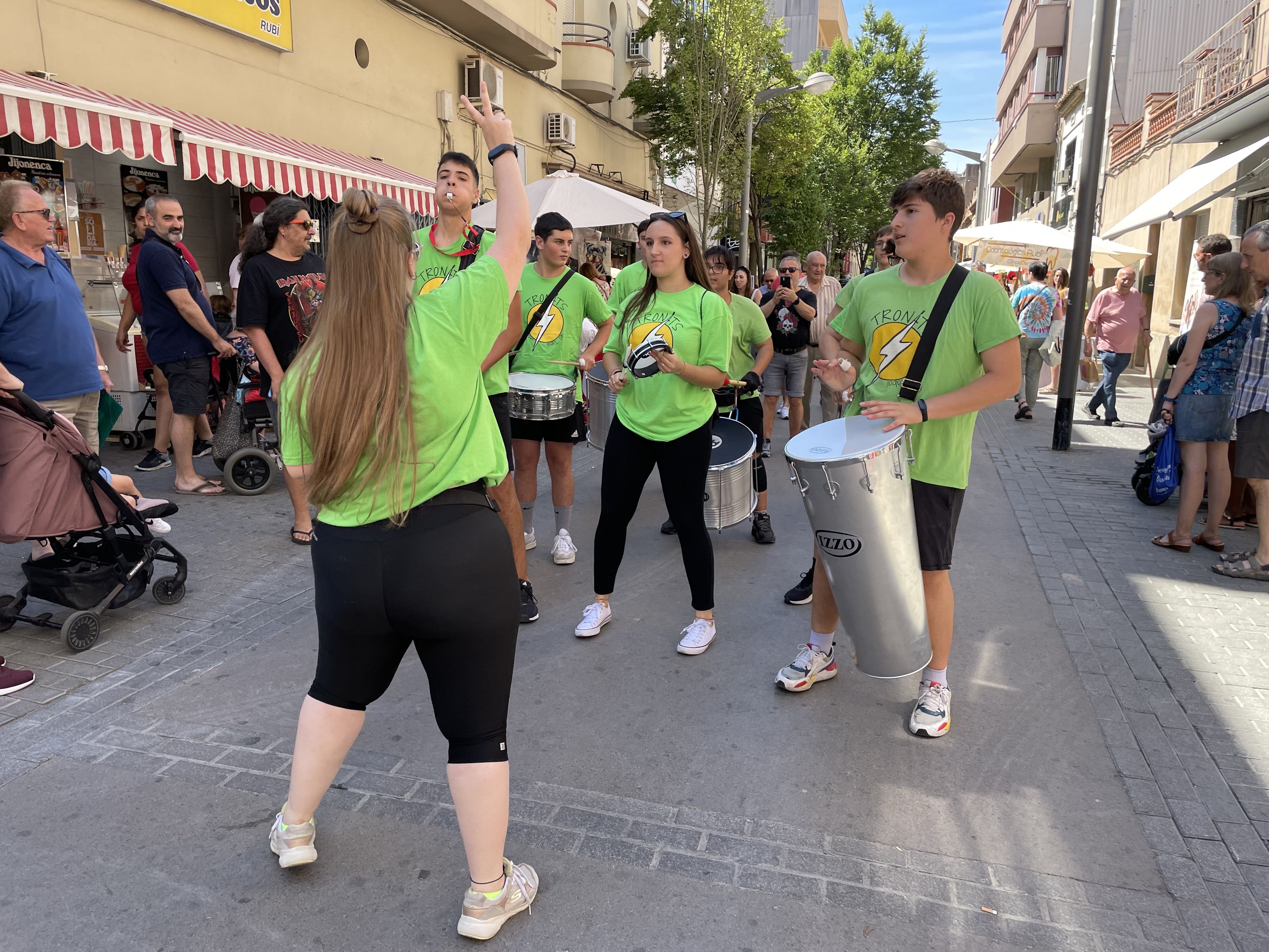 Rubí gaudeix d'una nova edició de la Botiga al Carrer. FOTO: Arnau Martínez