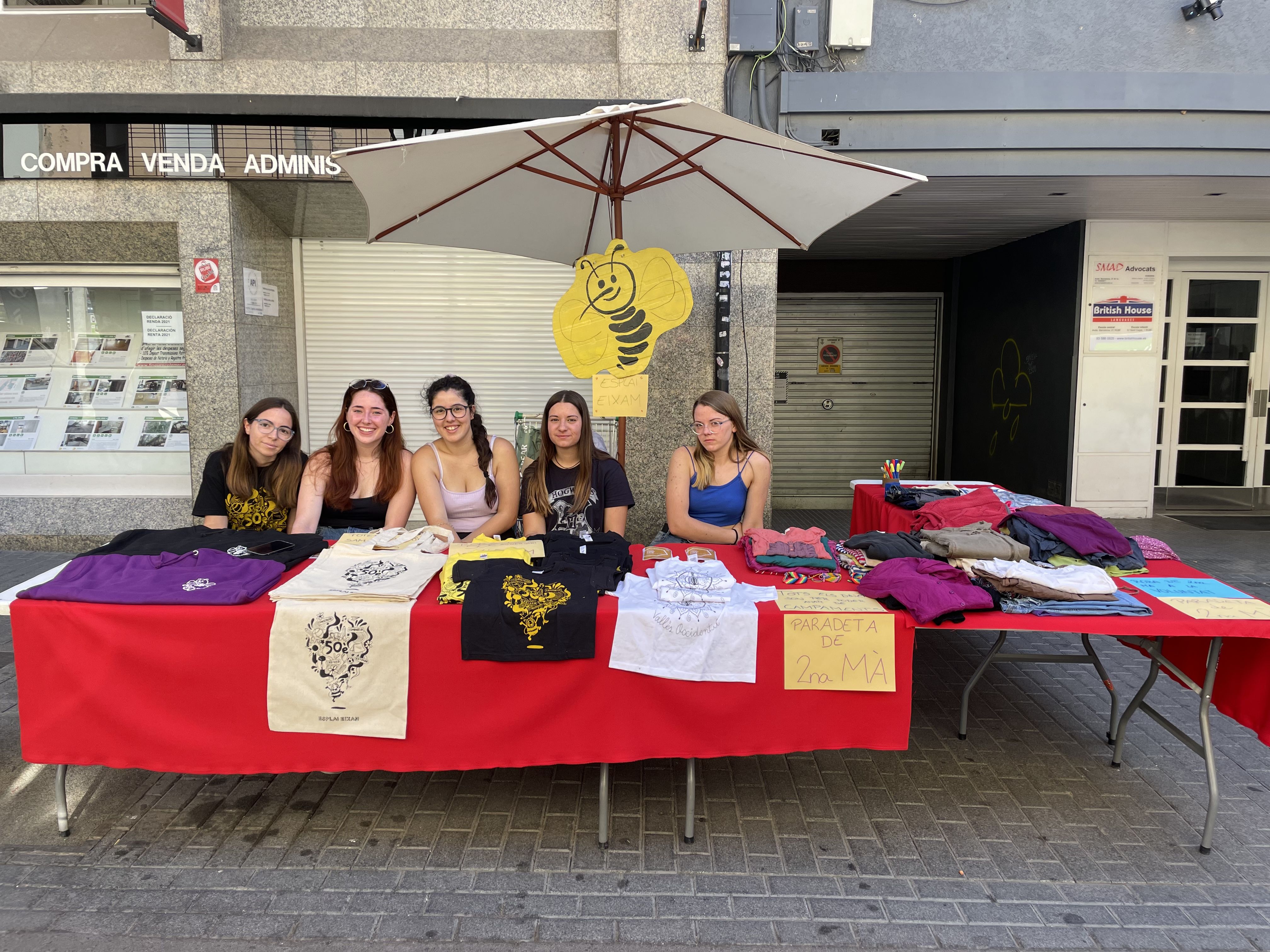 Rubí gaudeix d'una nova edició de la Botiga al Carrer. FOTO: Arnau Martínez