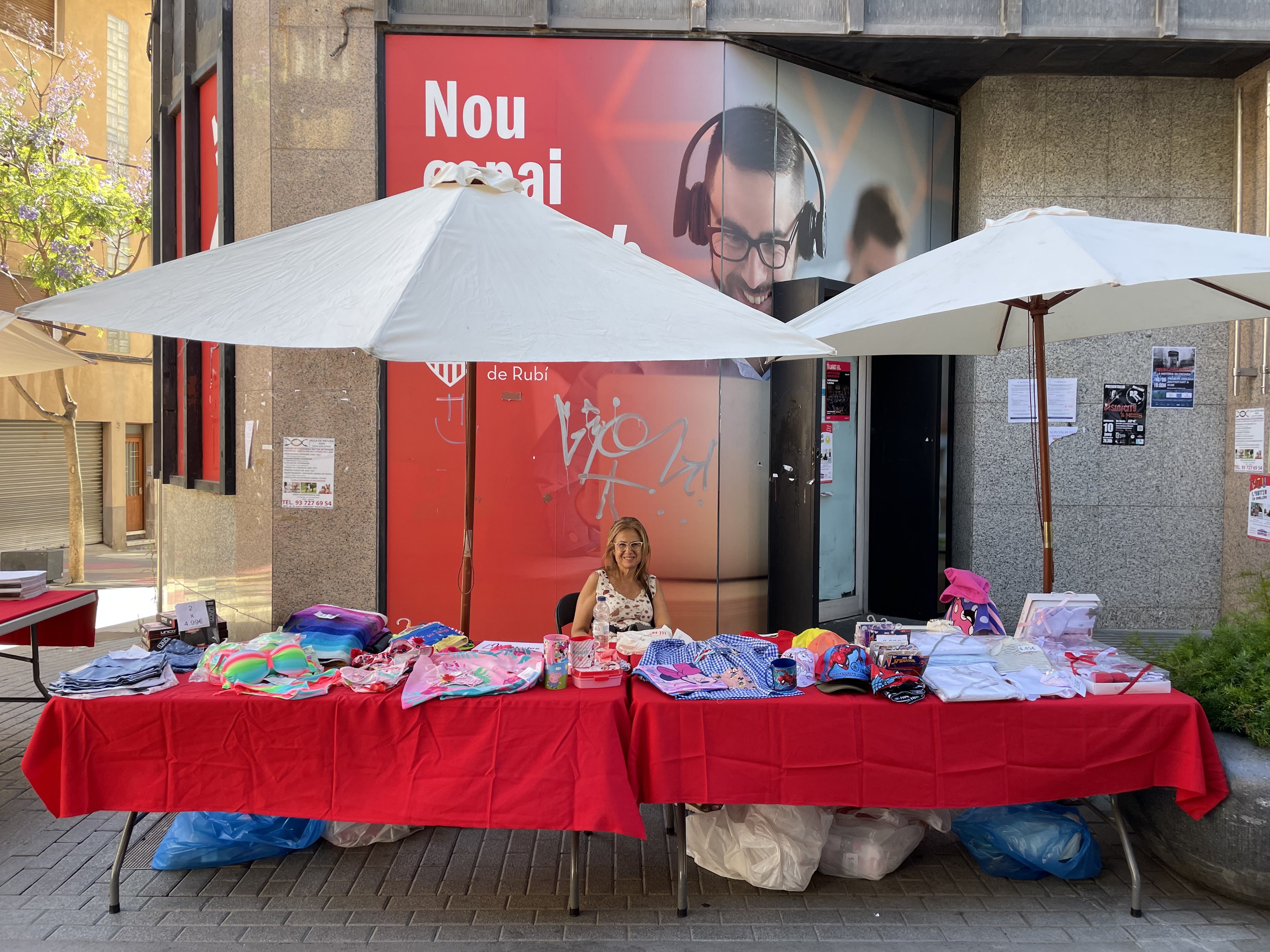 Rubí gaudeix d'una nova edició de la Botiga al Carrer. FOTO: Arnau Martínez