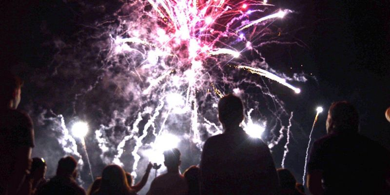 L'esperat piromusical a l'Escardívol posarà el colofó, un any més, a la Festa Major de la ciutat. FOTO: Arxiu 