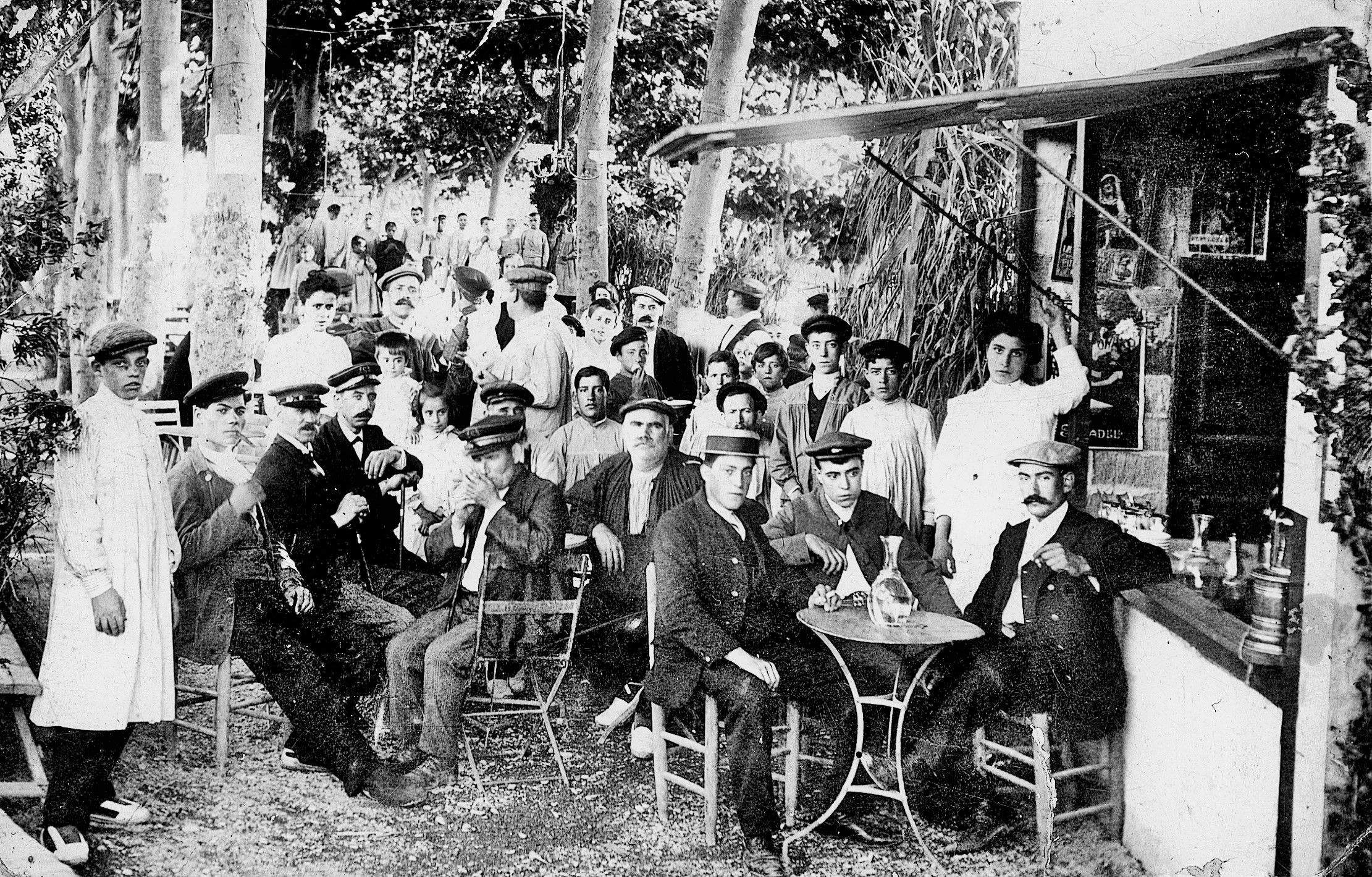 El bar de la Font del Bullidor. FOTO: Cedida per la família Cañameras-Gaju