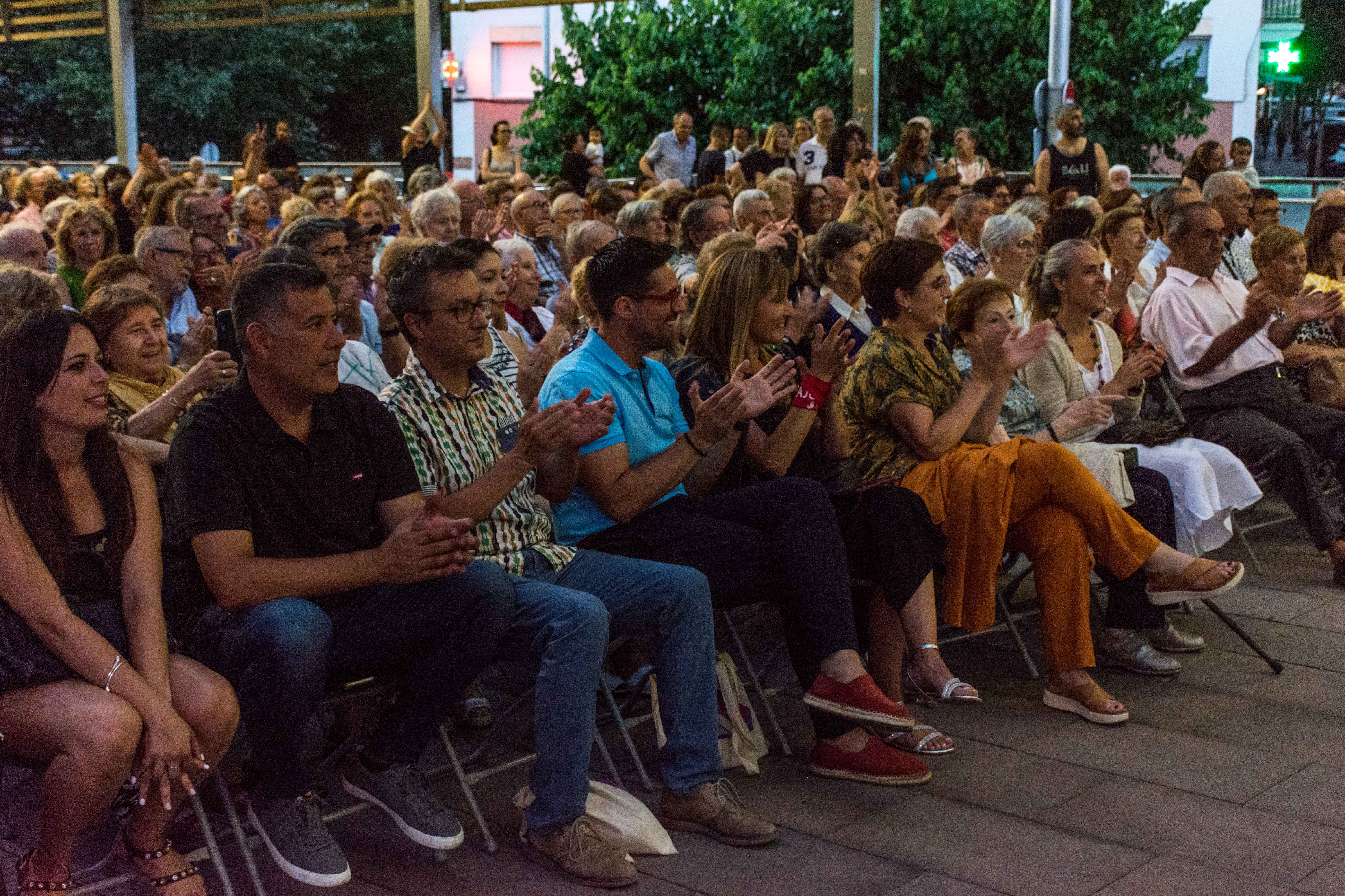  Concert de l'Obrador Coral a la rambla del Ferrocarril. FOTO: Carmelo Jiménez