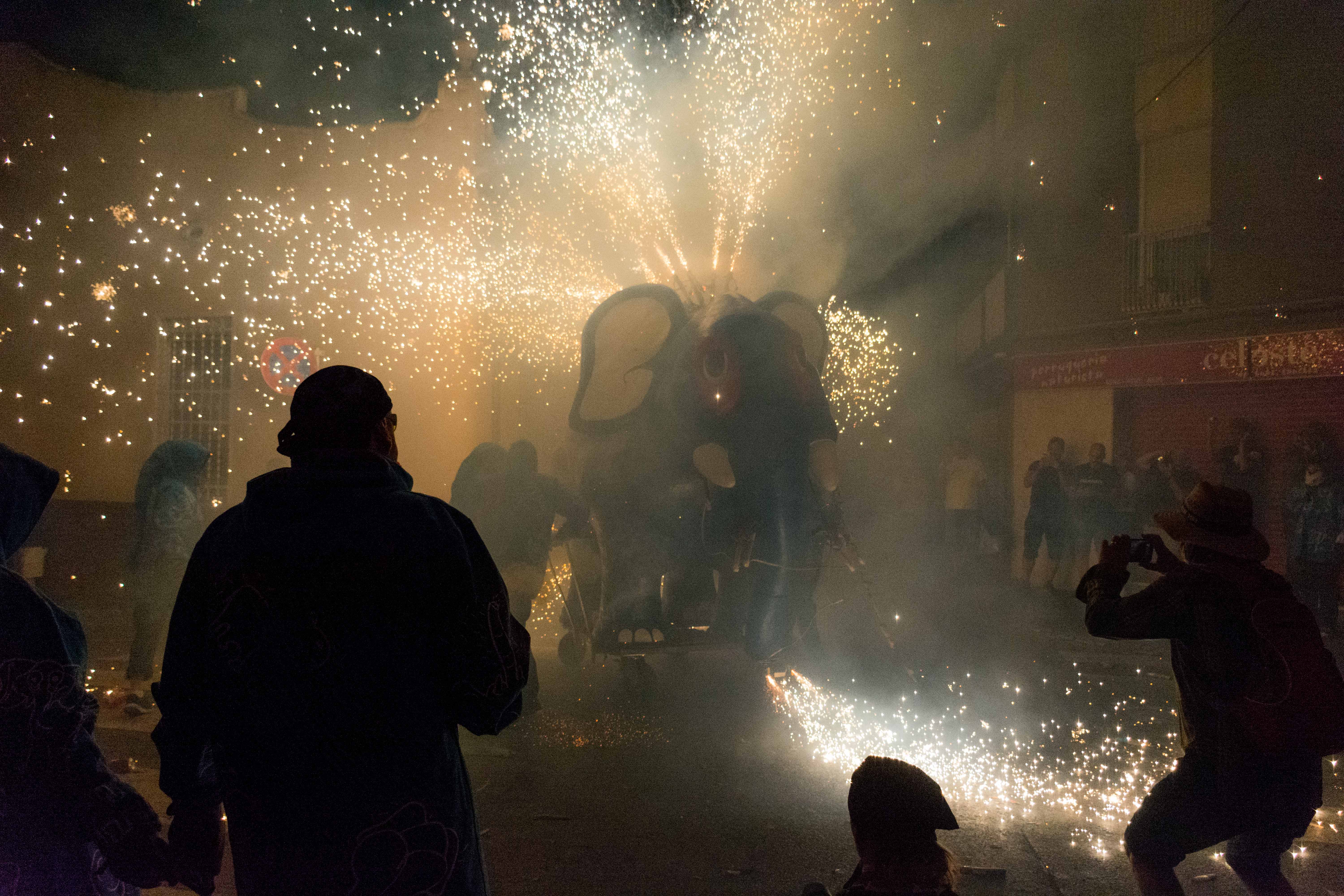 Correfoc de les colles de diables de Rubí per Festa Major 2022. FOTO: Carmelo Jiménez