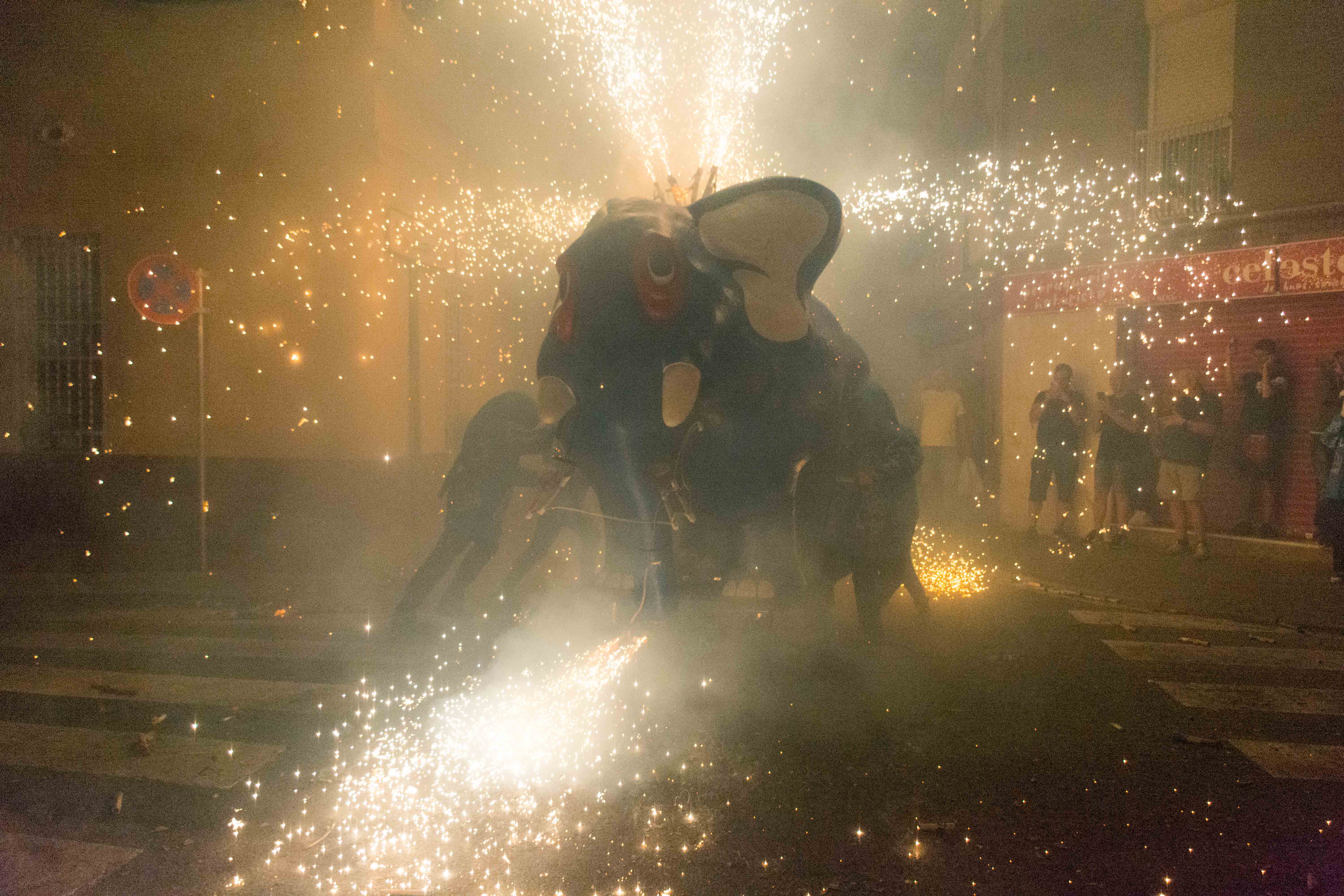 Correfoc de les colles de diables de Rubí per Festa Major 2022. FOTO: Carmelo Jiménez