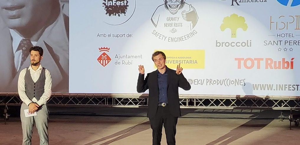 Els conductors dels premis Fora de Pla, l'Imanol Fernández i l'Ignasi Muñoz. FOTO: Redacció Els conductors dels premis Fora de Pla, l'Imanol Fernández i l'Ignasi Muñoz. FOTO: Redacció