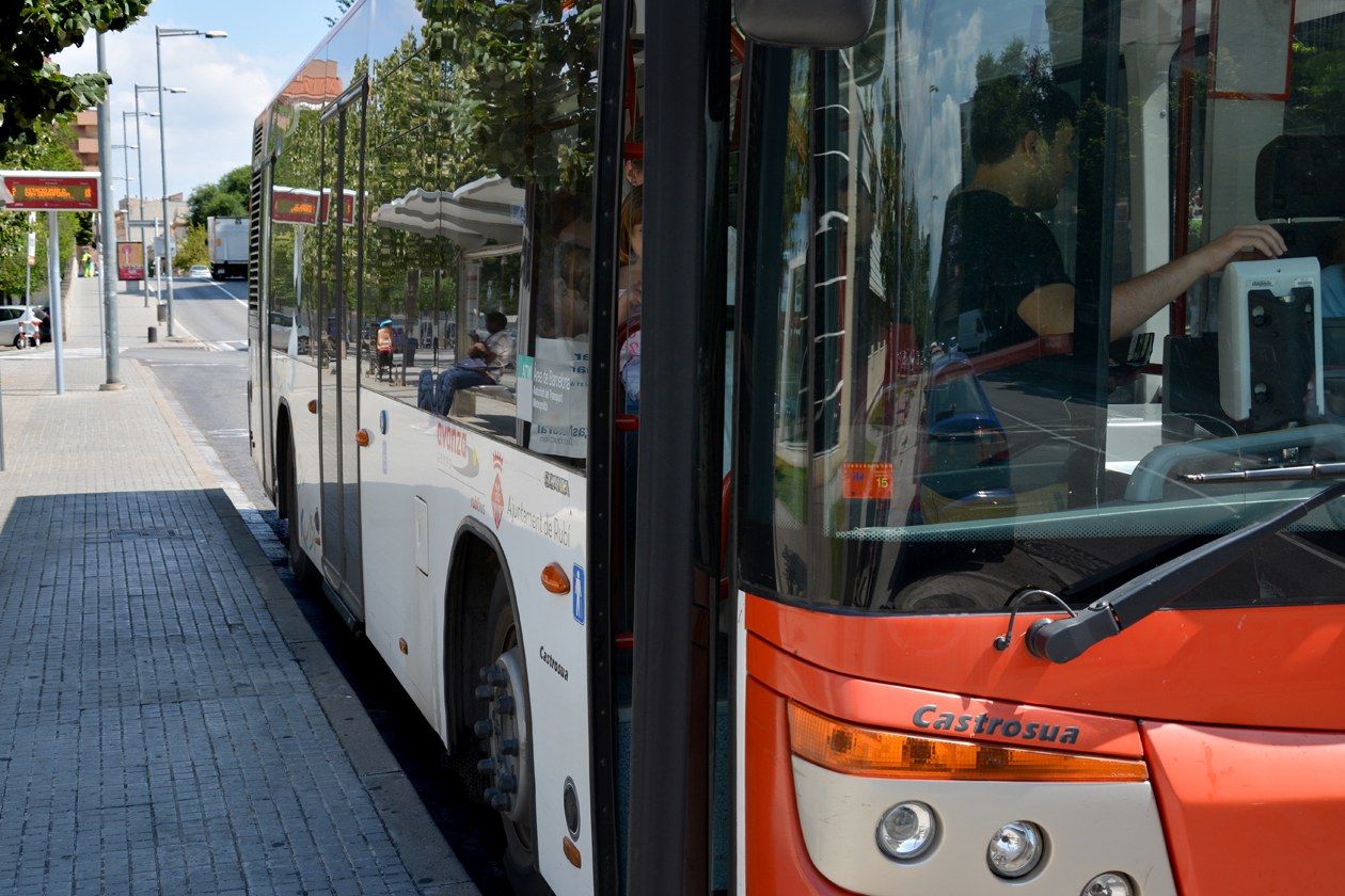 Autobús urbà de Rubí. FOTO: Ajuntament