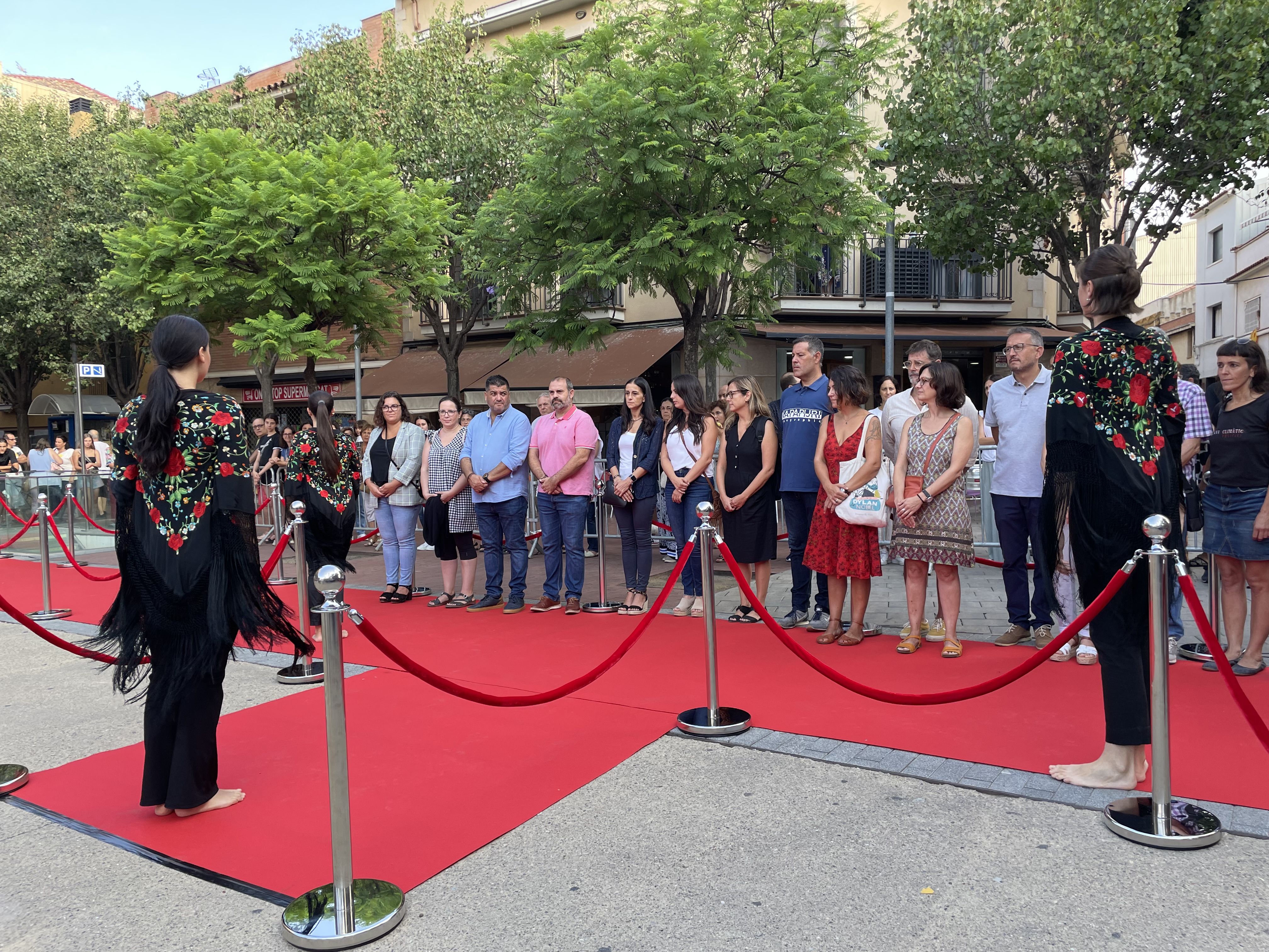 La ciutat ha viscut el tradicional acte institucional a la plaça de l'Onze de Setembre. FOTO: Arnau Martínez