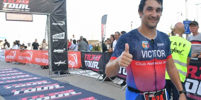 Víctor Gasto va participar, juntament amb Toni Venteo, al triatló de Tossa 2022. FOTO: CN Rubí