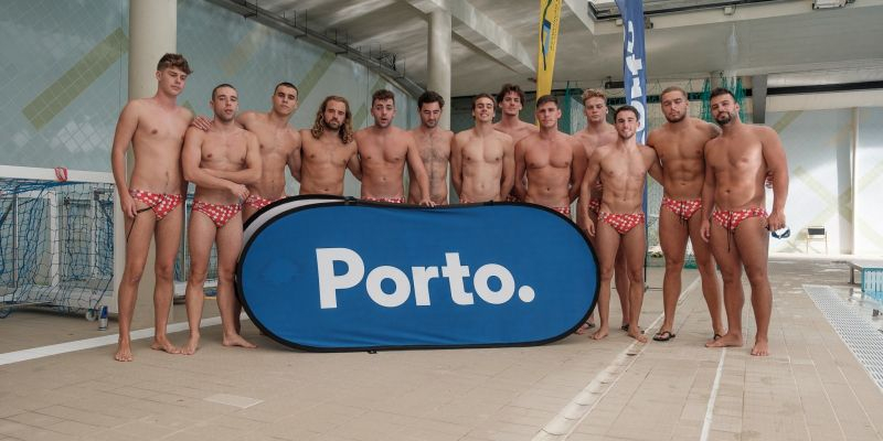 L'equip masculí del CN Rubí a Porto. FOTO: CN Rubí