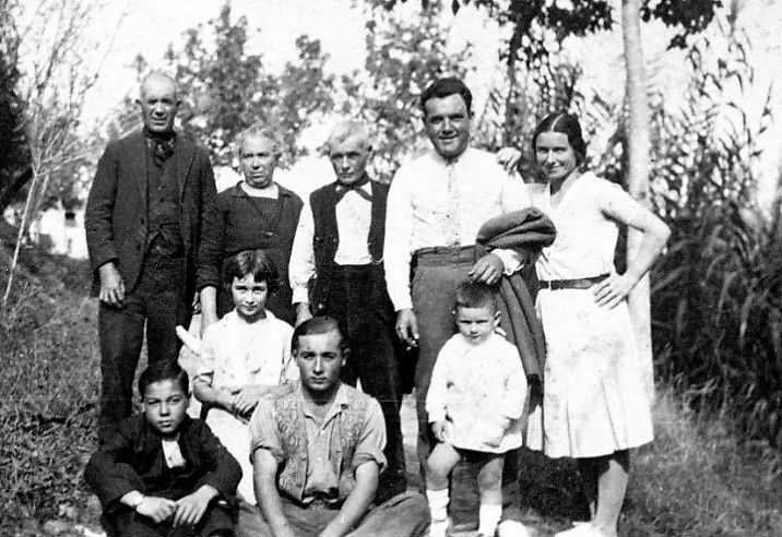 Antoni Òdena i família. FOTO: Arxiu Municipal de Rubí