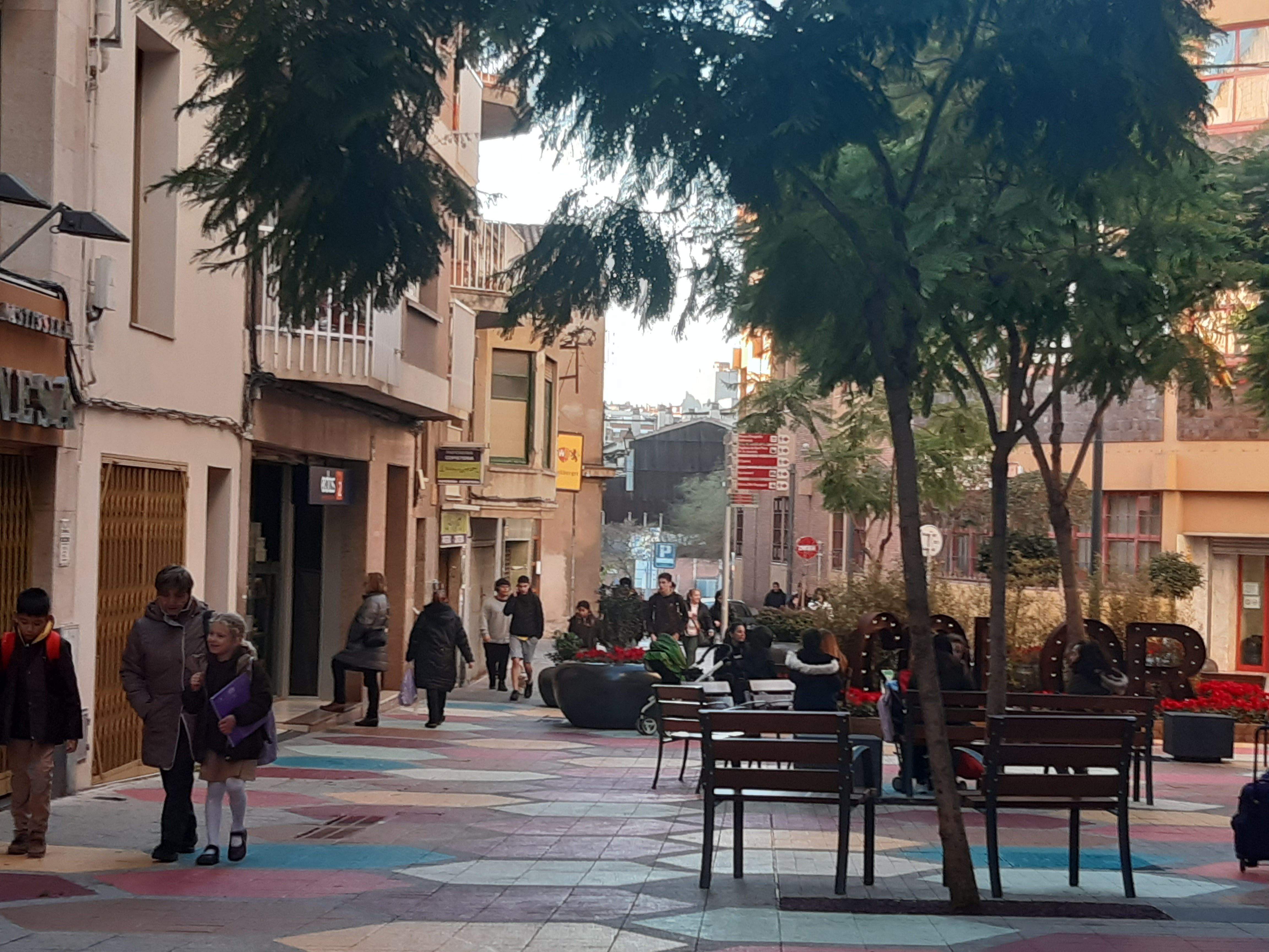 Carrer Pere Esmendia de Rubí. FOTO: Andrea Sánchez Esteban Carrer Pere Esmendia de Rubí. FOTO: Andrea Sánchez Esteban