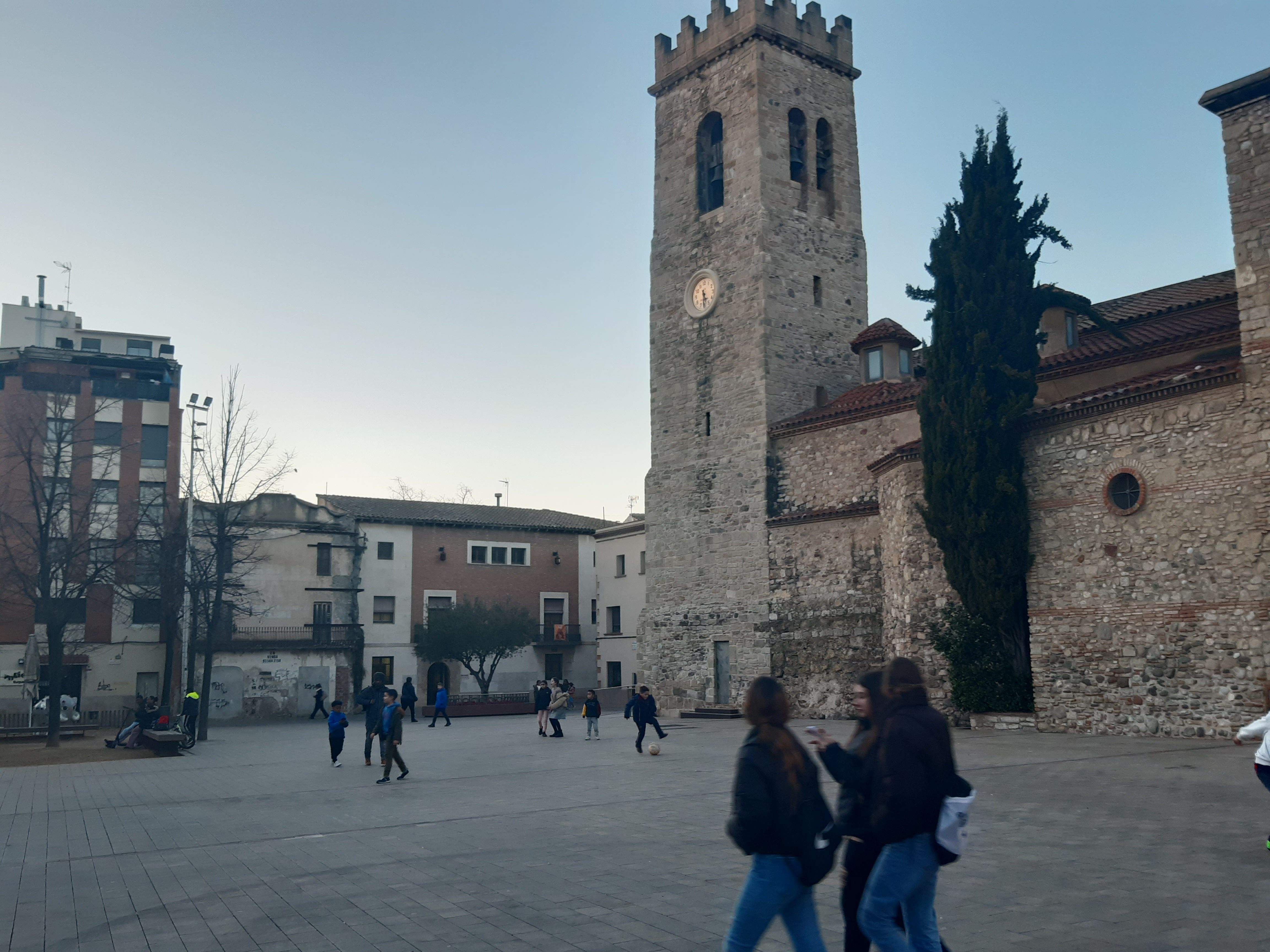 Plaça Dr.Guardiet de Rubí. FOTO: Andrea Sánchez Esteban Plaça Dr.Guardiet de Rubí. FOTO: Andrea Sánchez Esteban