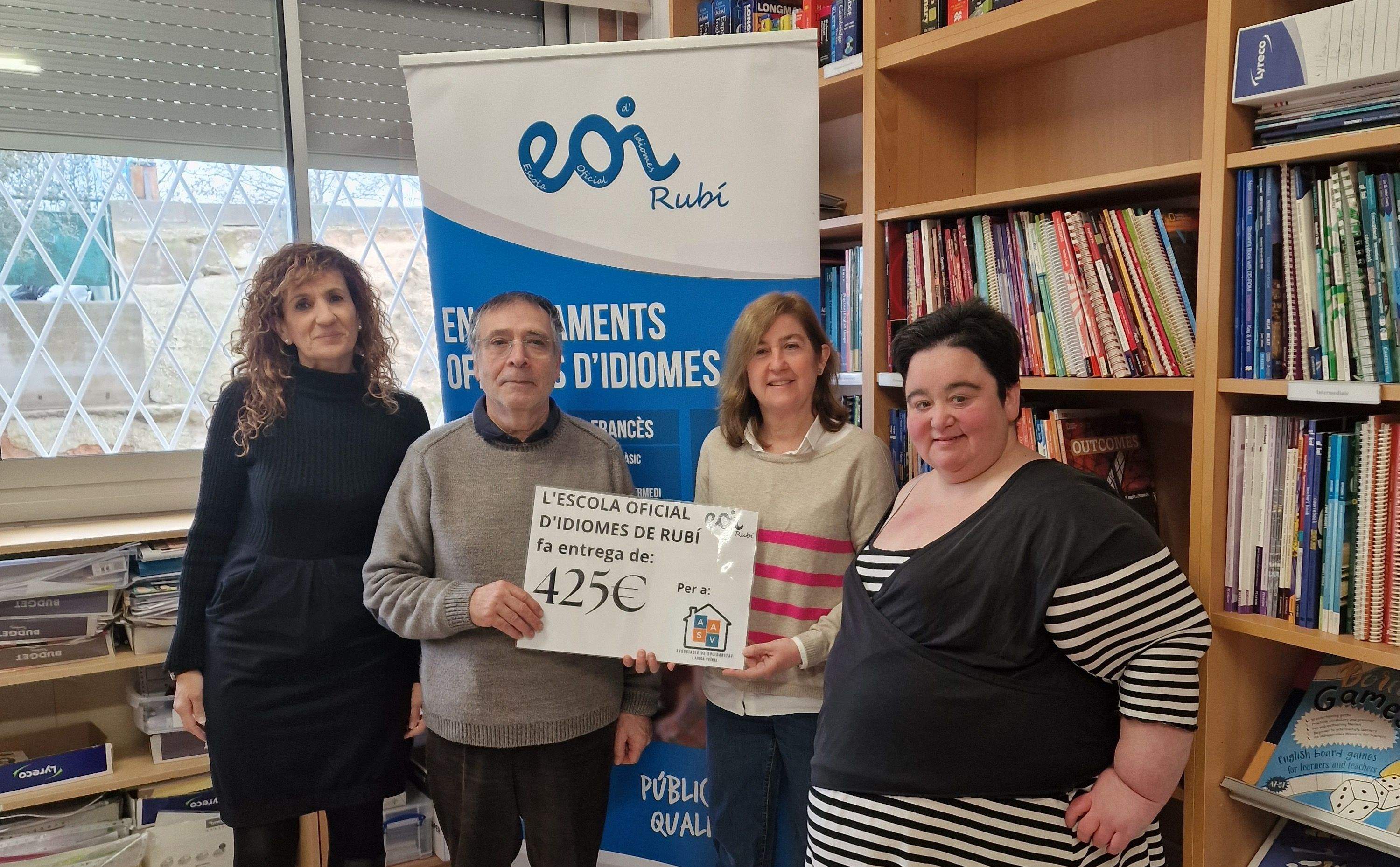 Acte de donació de l'EOI de Rubí a l'ASAV. FOTO: Cedida