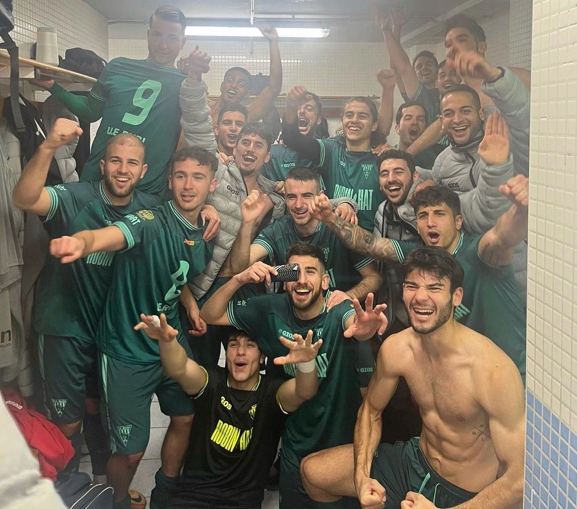 El Rubí celebra la seva darrera victòria davant l'Alpicat AT. FOTO: Cedida