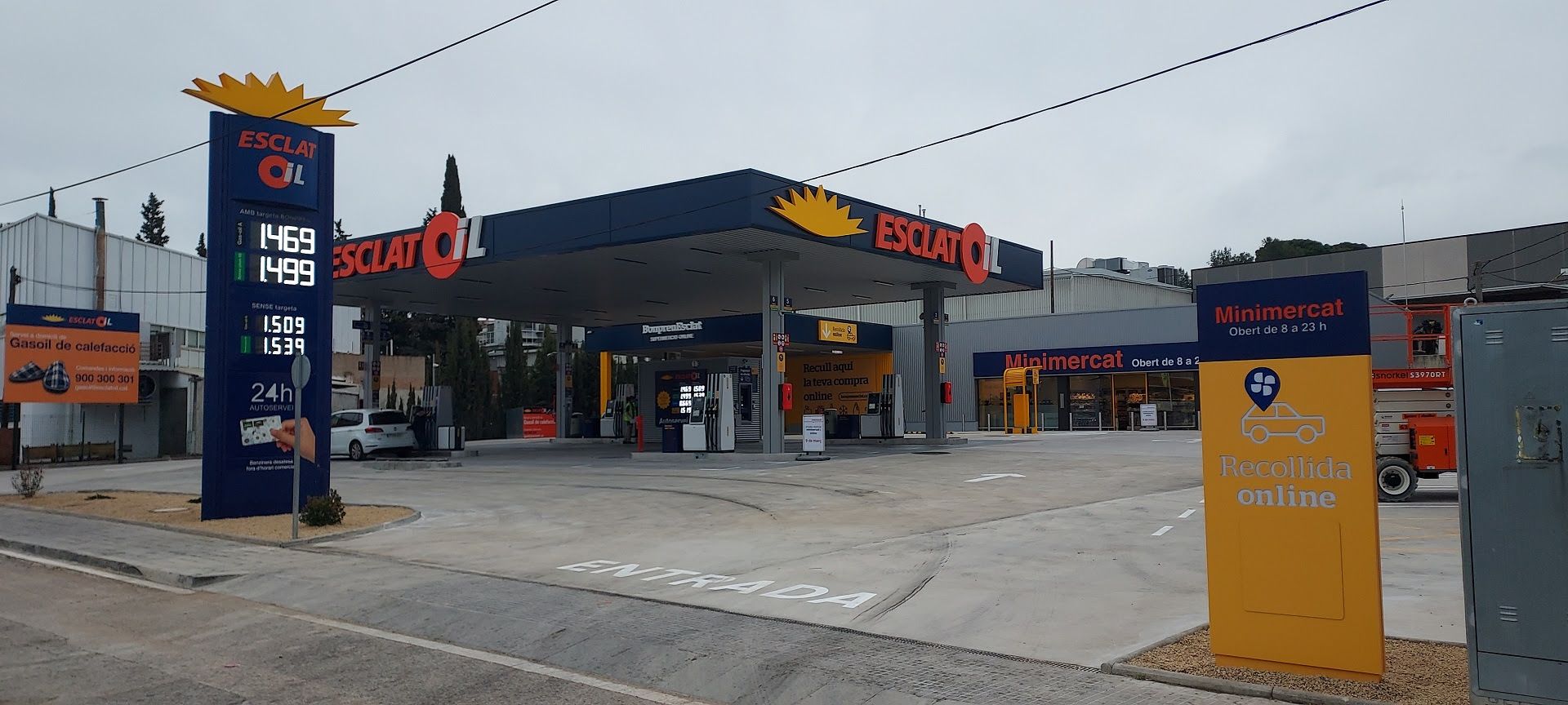 Benzinera EsclatOil de Rubí. FOTO: Esclat