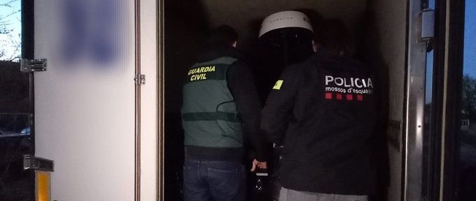 Operatiu conjunt de Mossos d'Esquadra i Guàrdia Civil. FOTO: Mossos Operatiu conjunt de Mossos d'Esquadra i Guàrdia Civil. FOTO: Mossos
