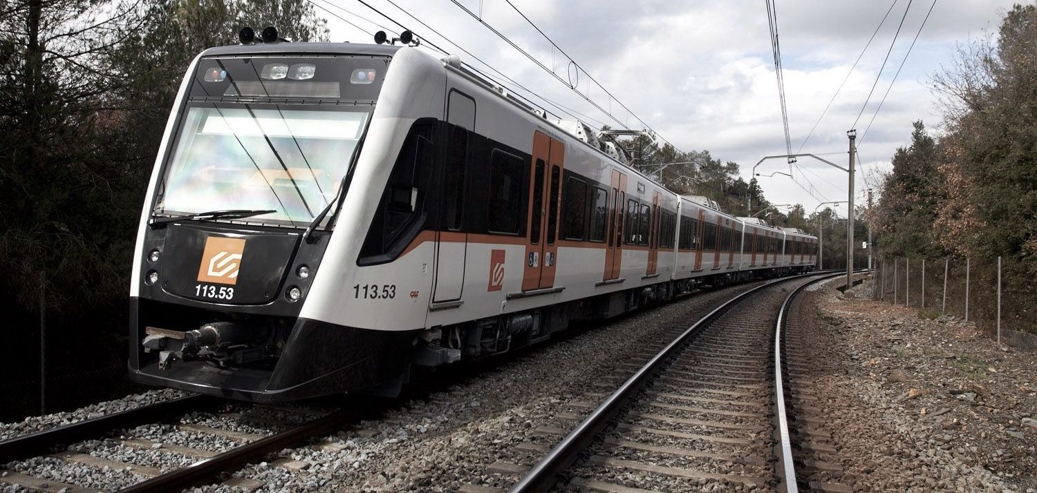 Un tren de Ferrocarrils de la Generalitat de Catalunya. FOTO: Cedida