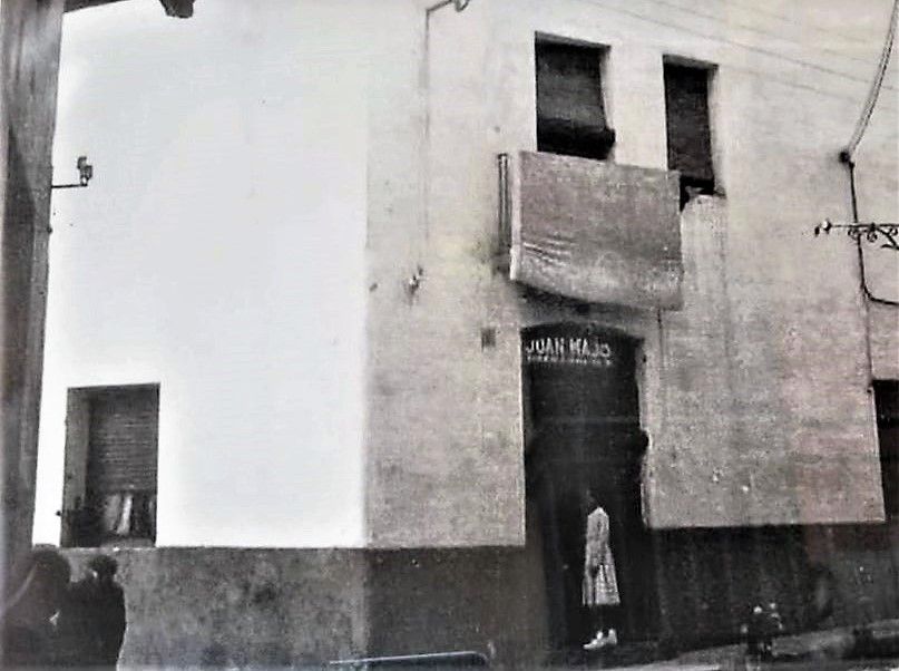 La lleteria de cal Cavil·la, 1955. FOTO: d'autoria desconeguda, però ha estat publicada a xarxes socials