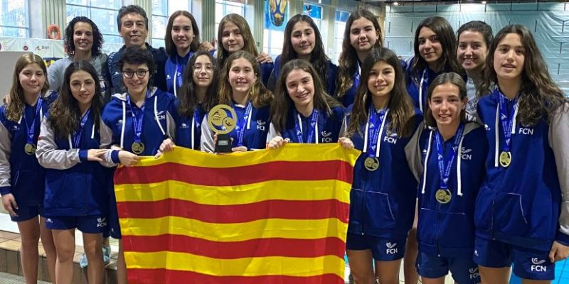 CAT. Campions d'Espanya infantil Femení waterpolo. FOTO: CN Rubí