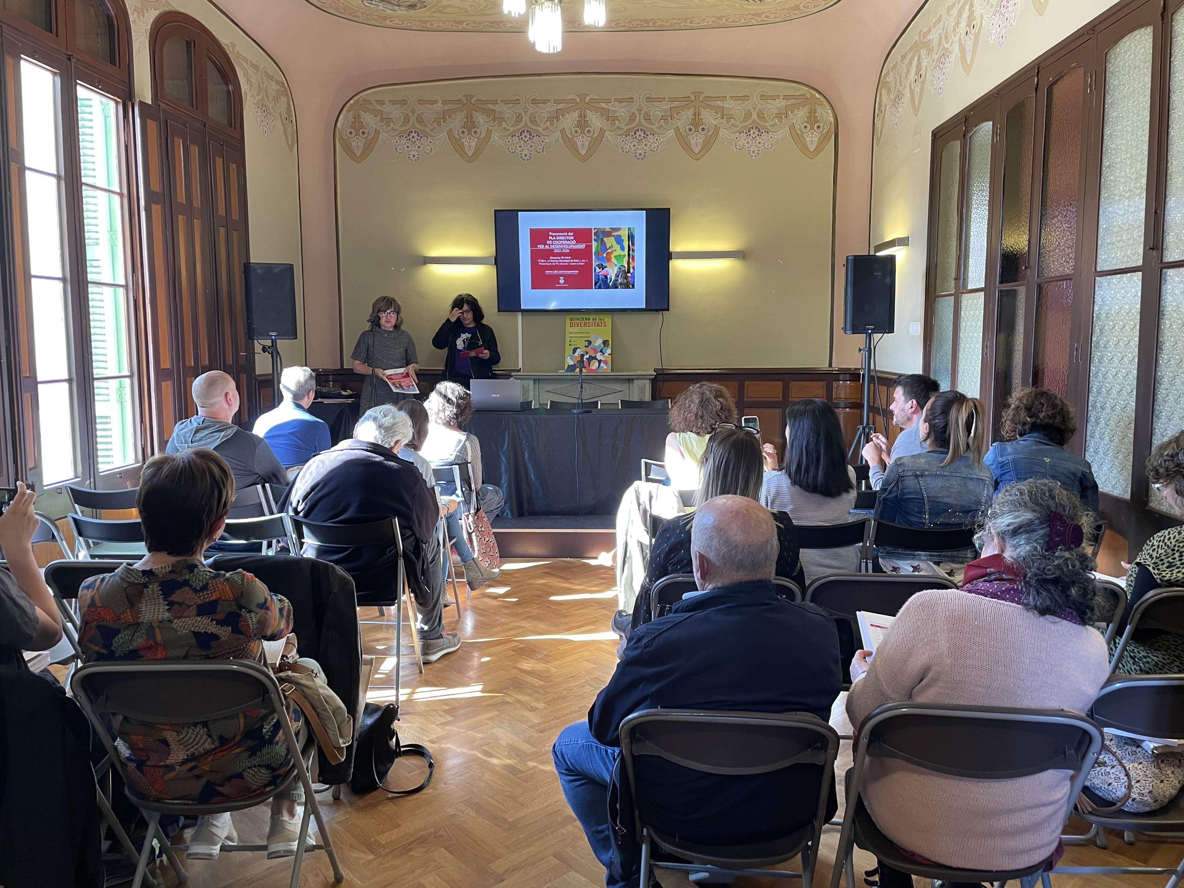 Acte de presentació  del Pla Director de Cooperació per al Desenvolupament 2022-2026. FOTO: E.L.