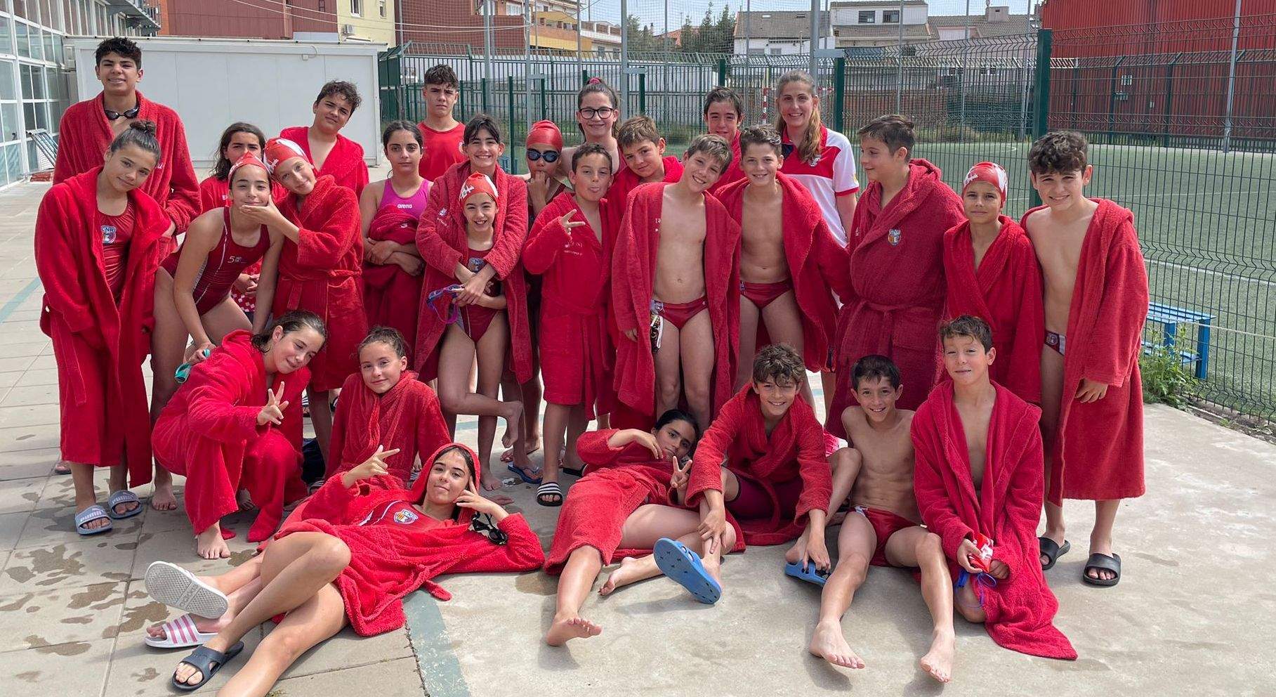 Equip aleví de natació del CN Rubí. FOTO: Cedida