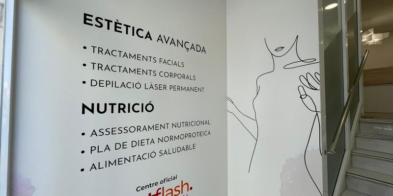 Cartell de la unitat d'estètica avançada de Policlínic Rubí. FOTO: Cedida