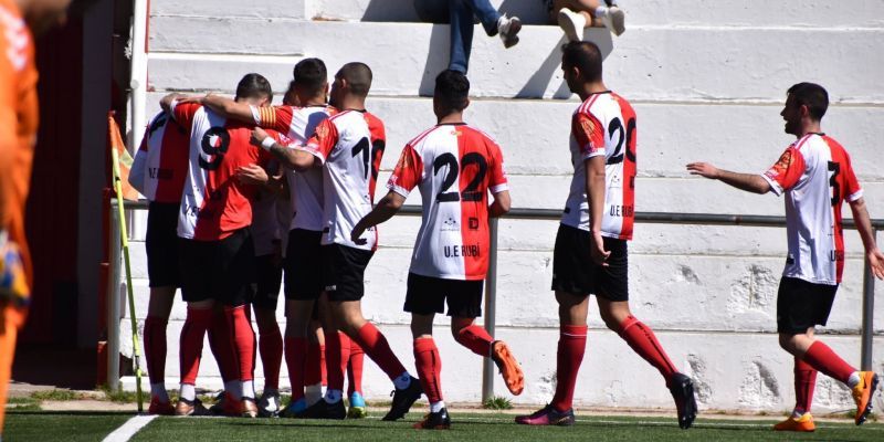 El UE Rubí contra el Sabadell C.E en un partit anterior. FOTO:  Eric Sales