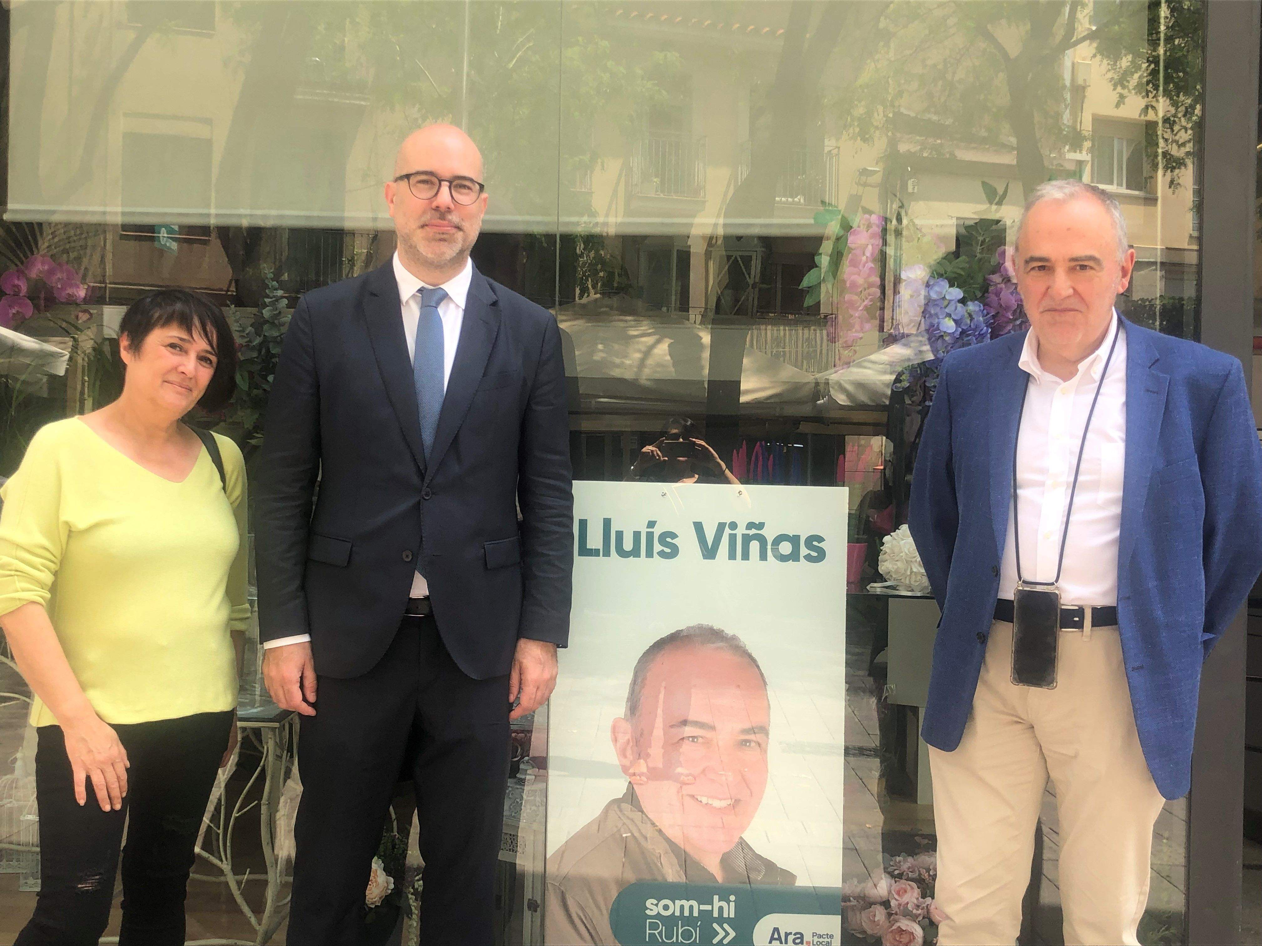 Lluís Viñas, l'alcaldable de Som-hi, i Genís Boadella, diputat del PDeCAT a Madrid. FOTO: Ràdio Rubí / Belén Tierno Lluís Viñas, l'alcaldable de Som-hi, i Genís Boadella, diputat del PDeCAT a Madrid. FOTO: Ràdio Rubí / Belén Tierno