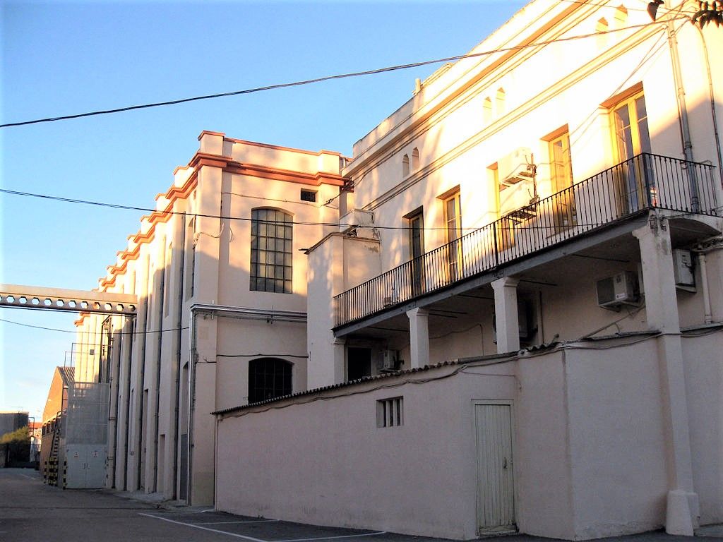 La indústria de cal Serrat actualment. FOTO: Viquipèdia