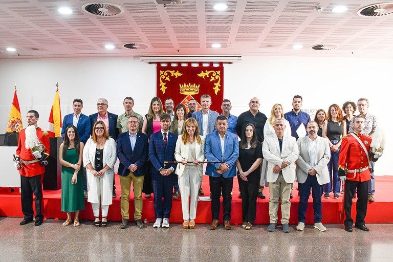 Els 25 regidors del mandat 2023-2027 de l'Ajuntament de Rubí. FOTO: Ajuntament de Rubí - Localpres