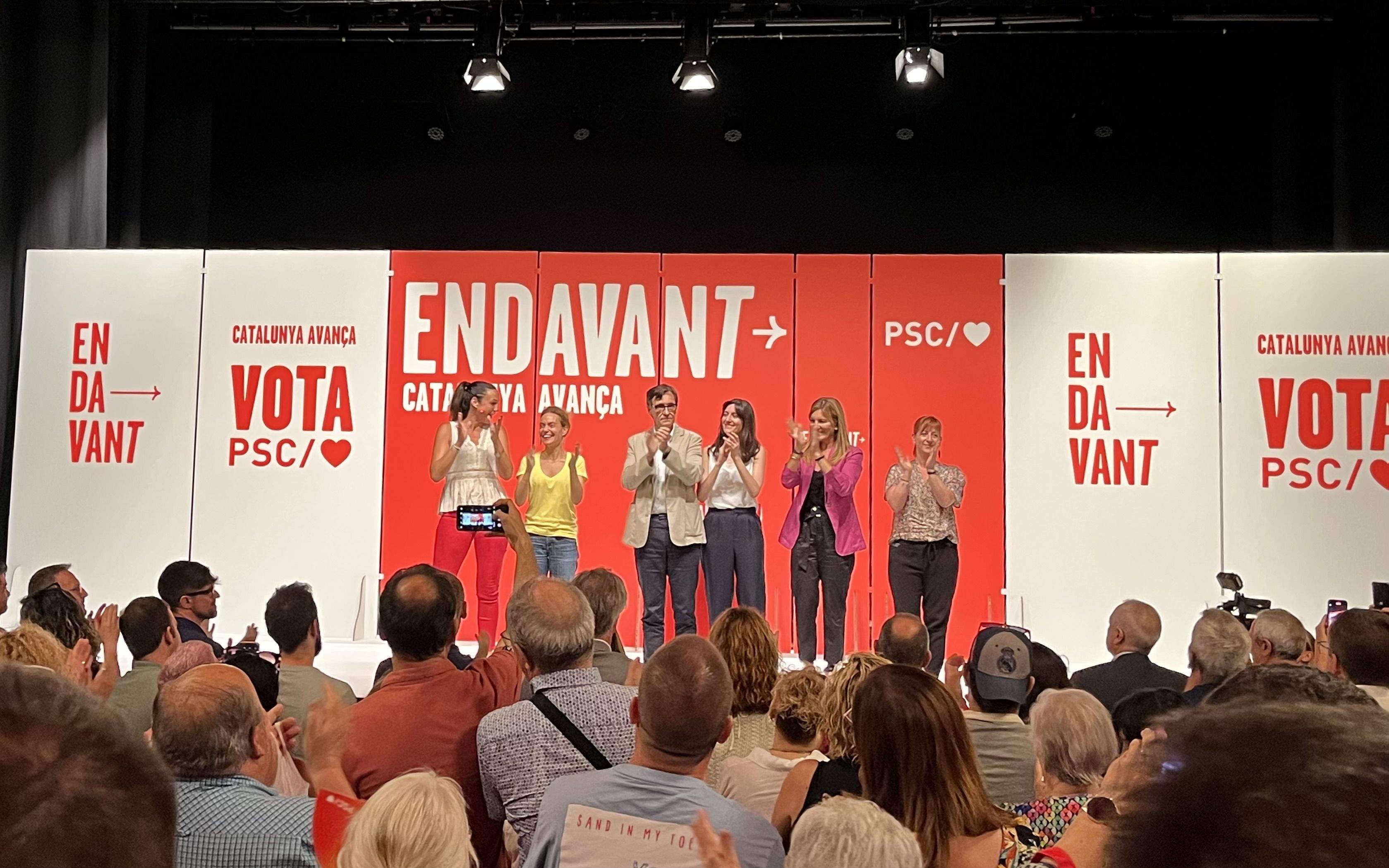 Al míting van assistir a prop d'uns tres-cents assistents. FOTO: P.S.