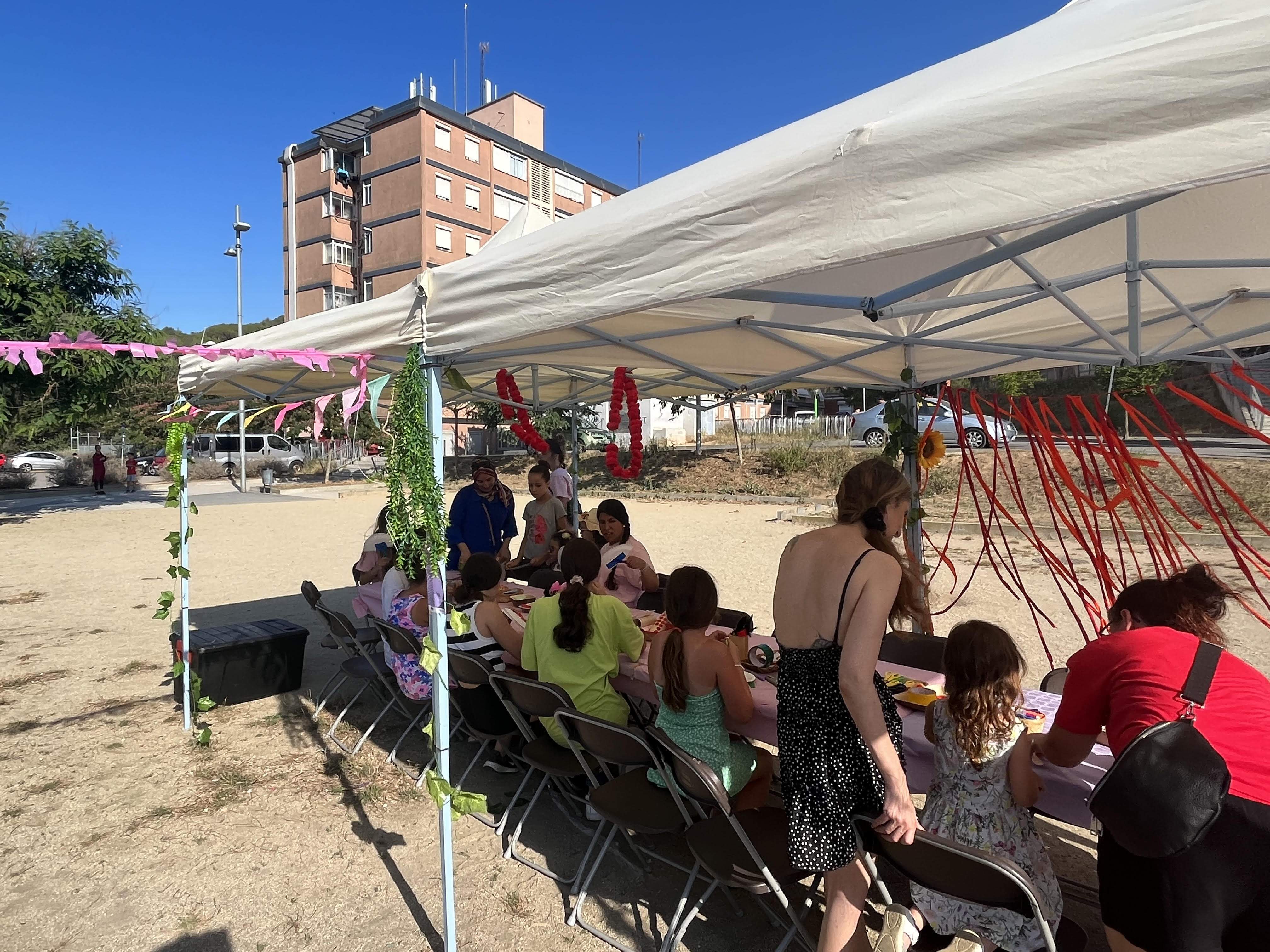 Les noies de PINIJOVE han organitzat totes les activitats. FOTO:Redacció