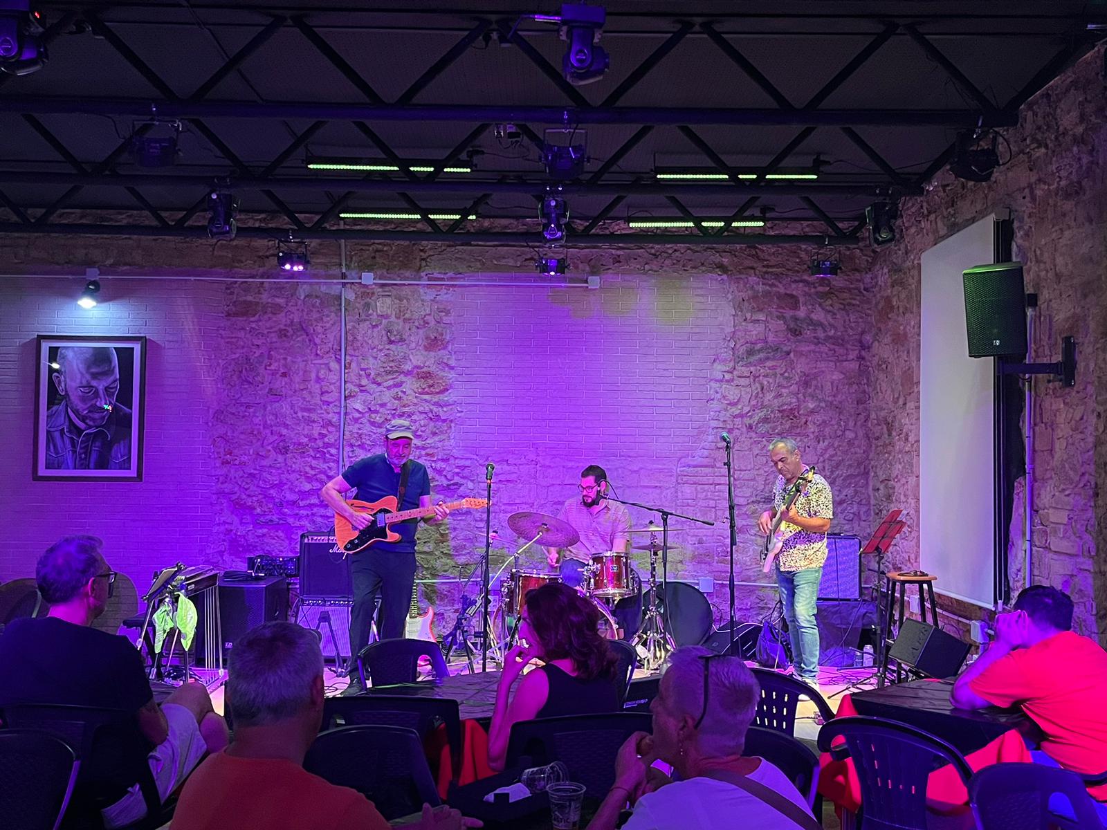 El grup PGB durant la seva acutació al festival Red&Black. Foto: TOT Rubí