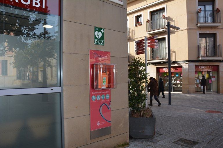 L'Ajuntament de Rubí ha habilitat a la seva web una sèrie d'explicacions de com s'ha d'actuar en cas d'aturada cardiorespiratòria. Foto: Ajuntament de Rubí