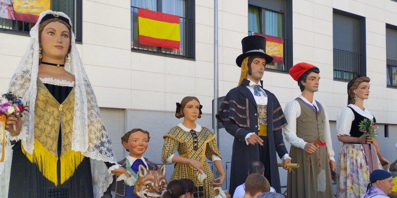 Els Gegants de Rubí viatgen a Torrejón de Ardoz. Foto: Gegants de Rubí Els Gegants de Rubí viatgen a Torrejón de Ardoz. Foto: Gegants de Rubí