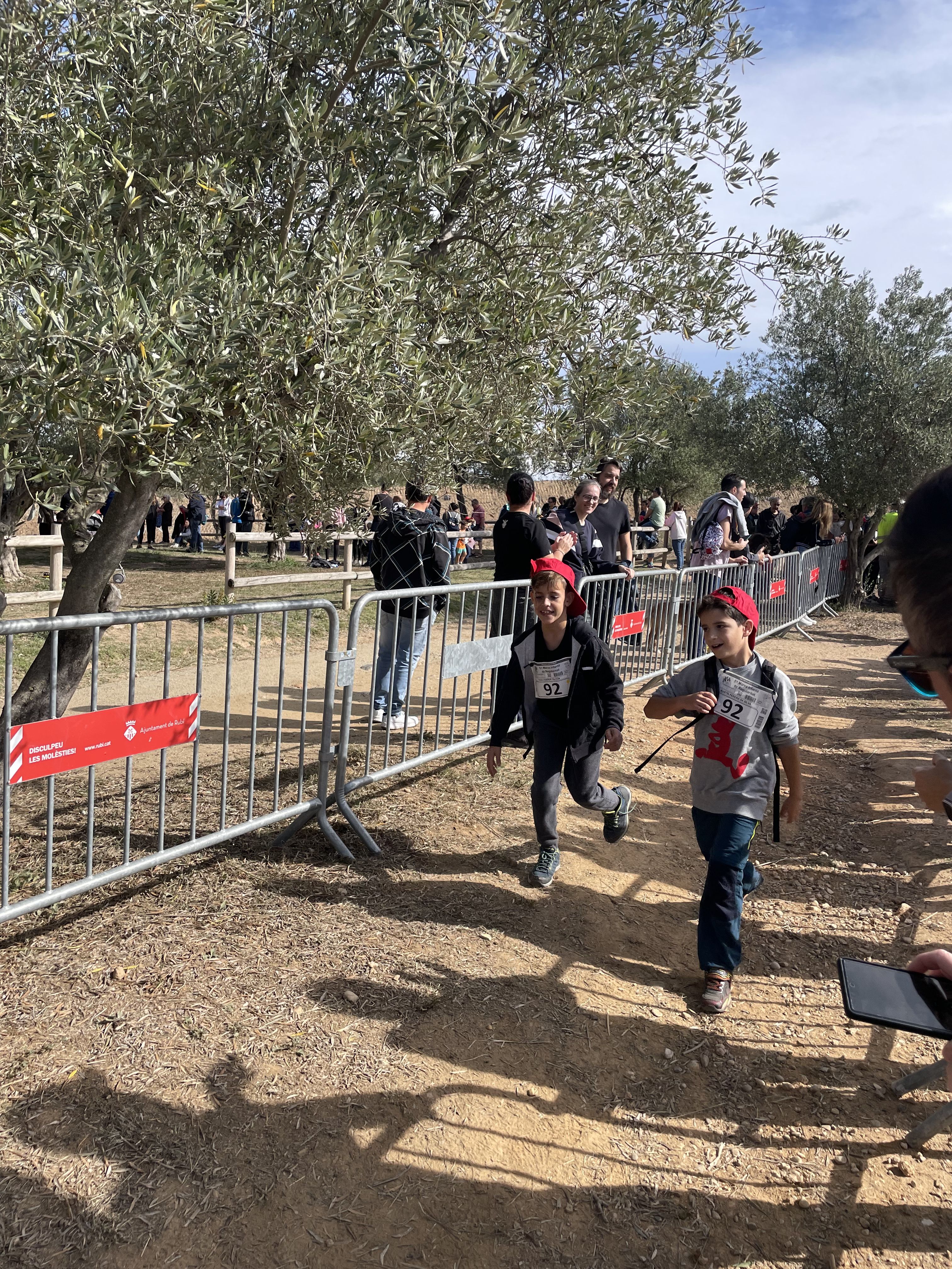 Els nens i nenes han començat a arribar sobre les 12:30h. Foto: Redacció