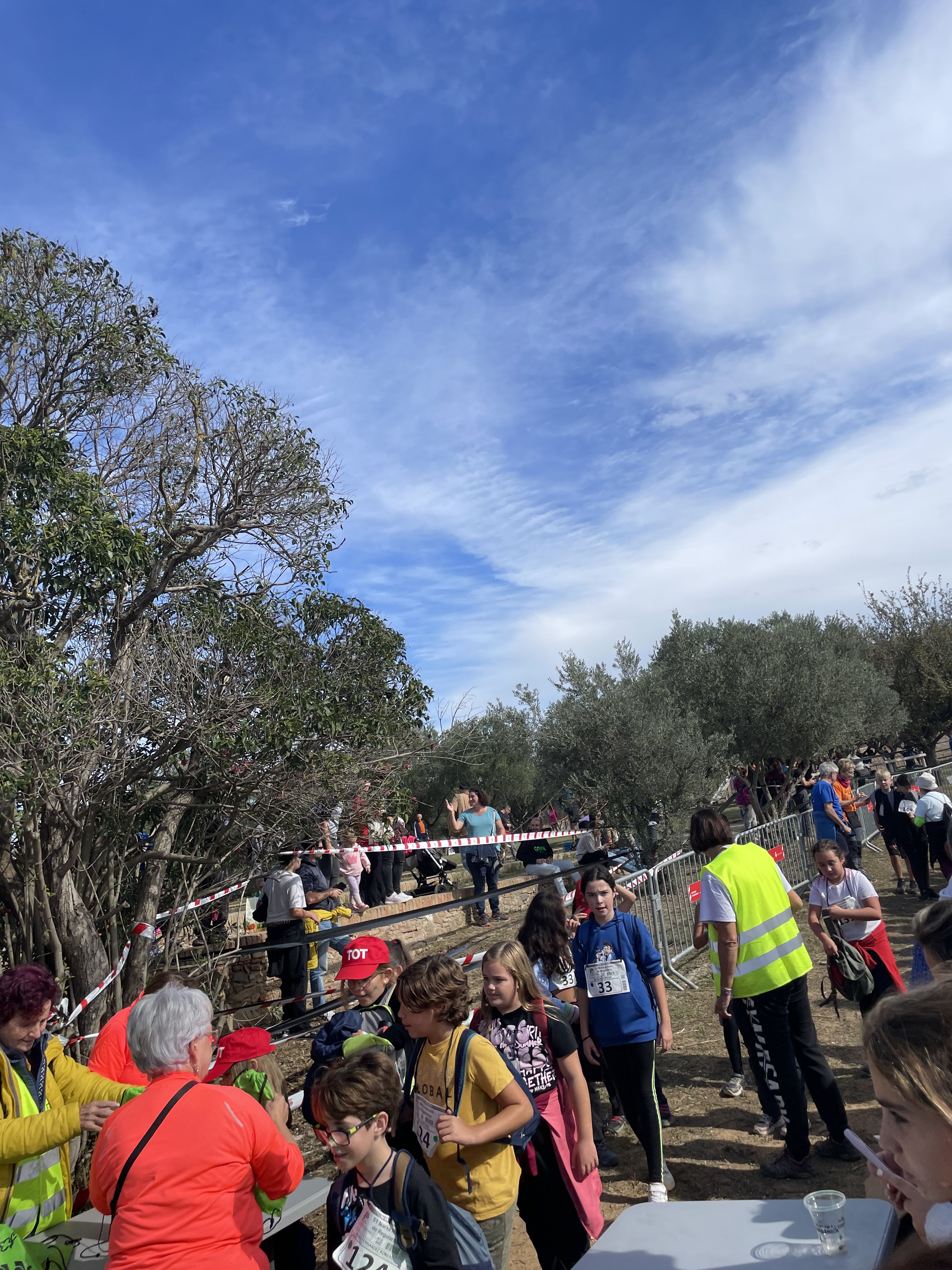 Els nens i nenes han començat a arribar sobre les 12:30h. Foto: Redacció