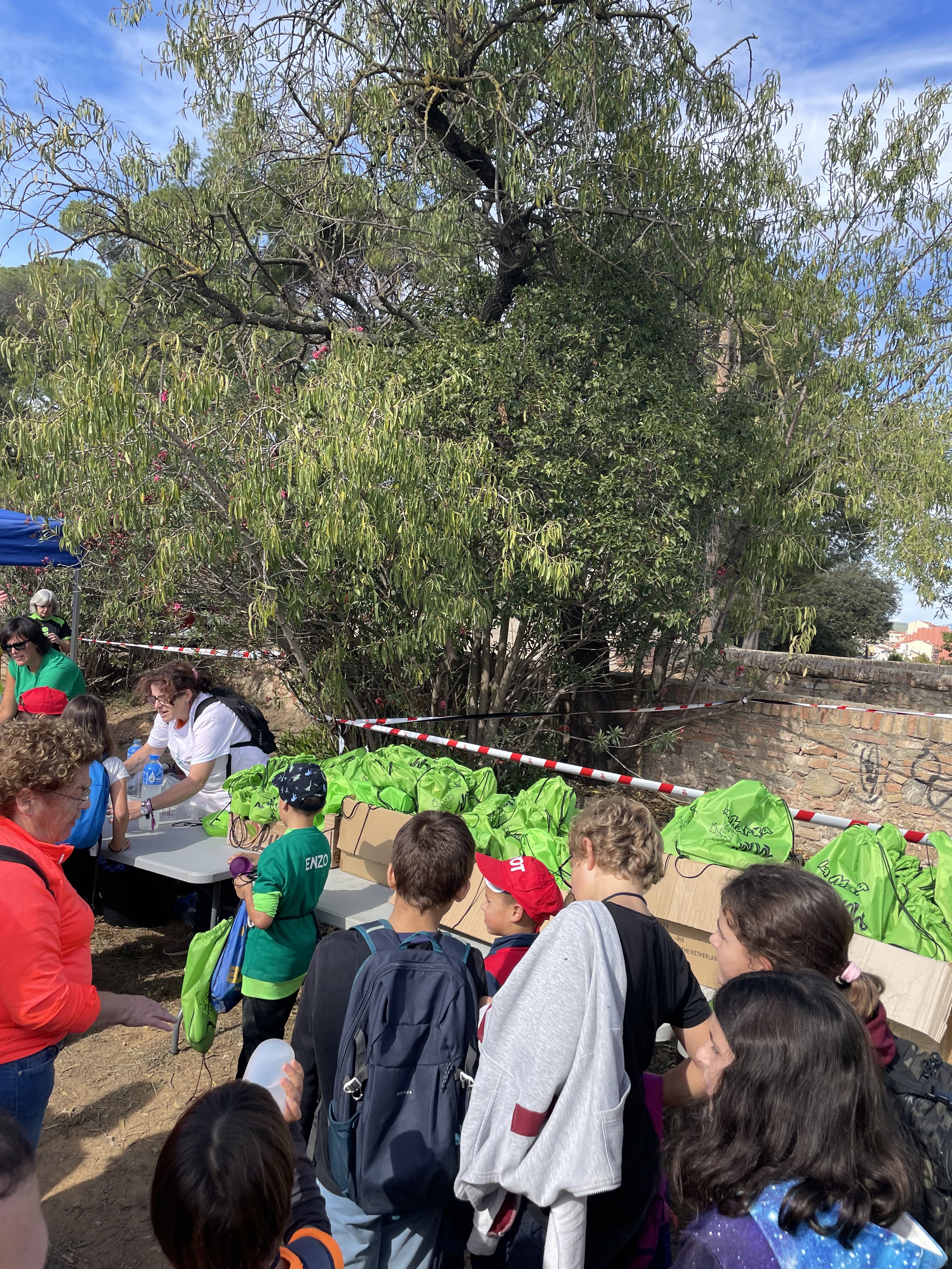 Els nens i nenes han començat a arribar sobre les 12:30h. Foto: Redacció