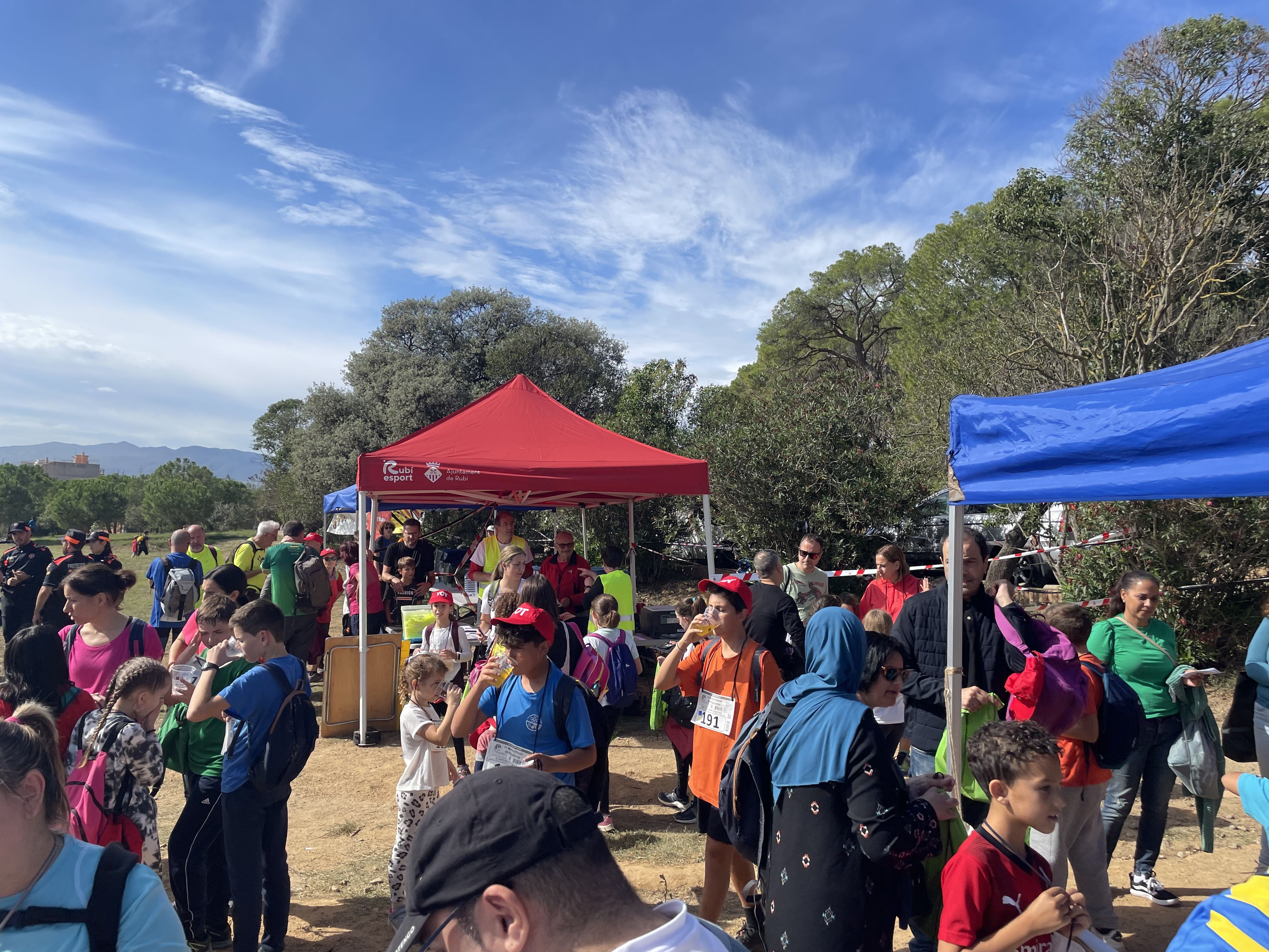 El Parc de Ca n'Oriol ha estat el punt de sortida i de rebuda dels infants. Foto: Redacció