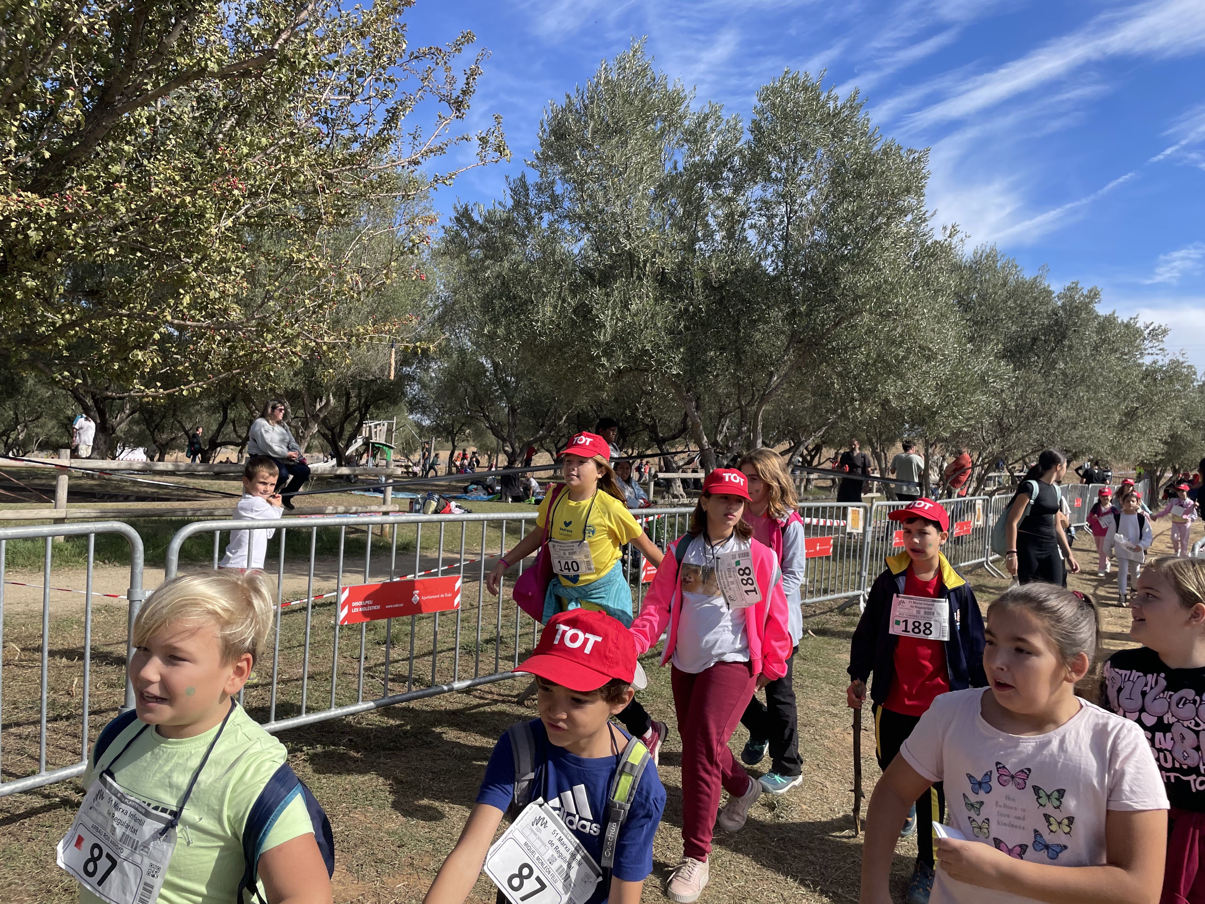 El Parc de Ca n'Oriol ha estat el punt de sortida i de rebuda dels infants. Foto: Redacció