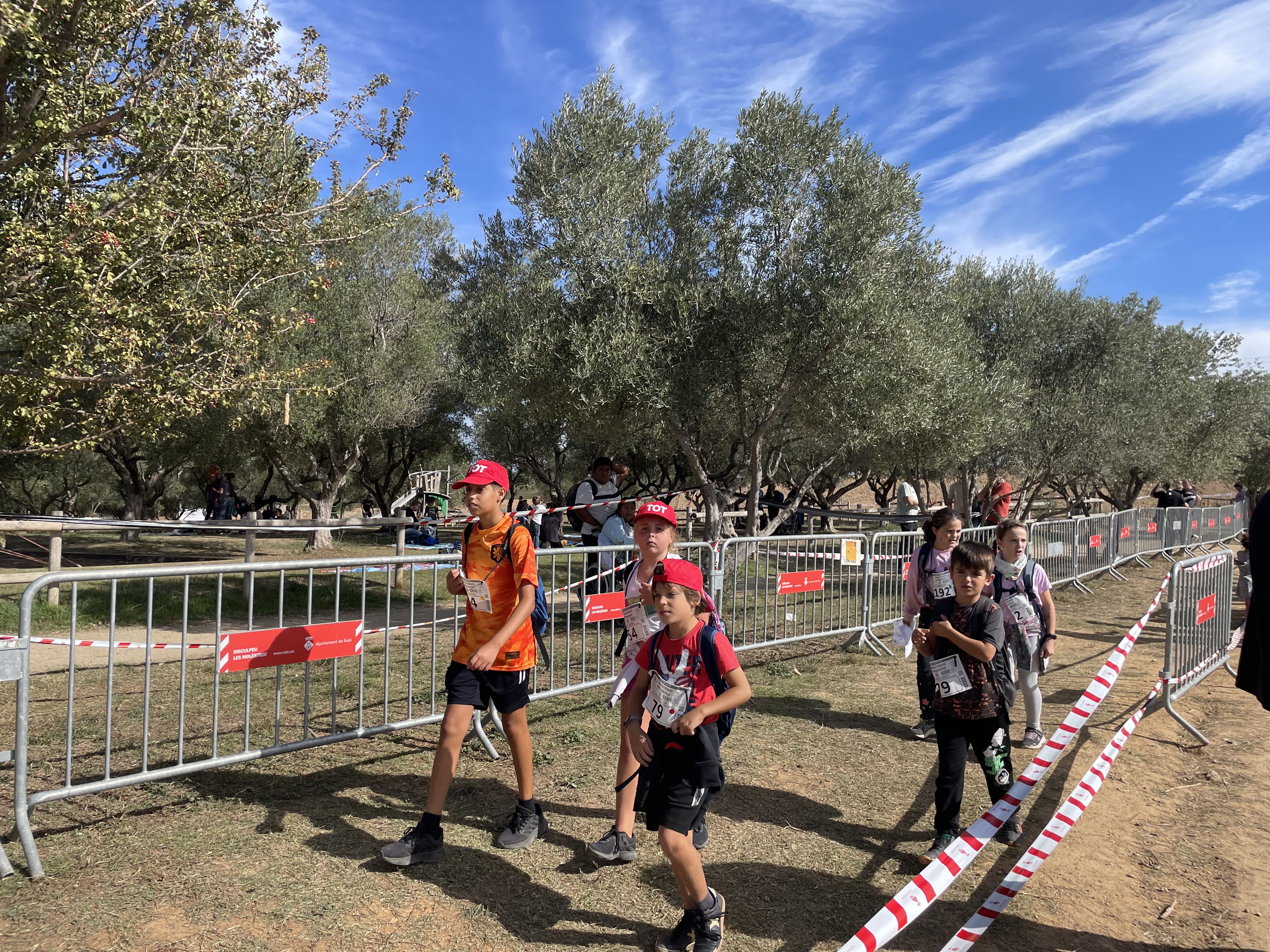 El Parc de Ca n'Oriol ha estat el punt de sortida i de rebuda dels infants. Foto: Redacció