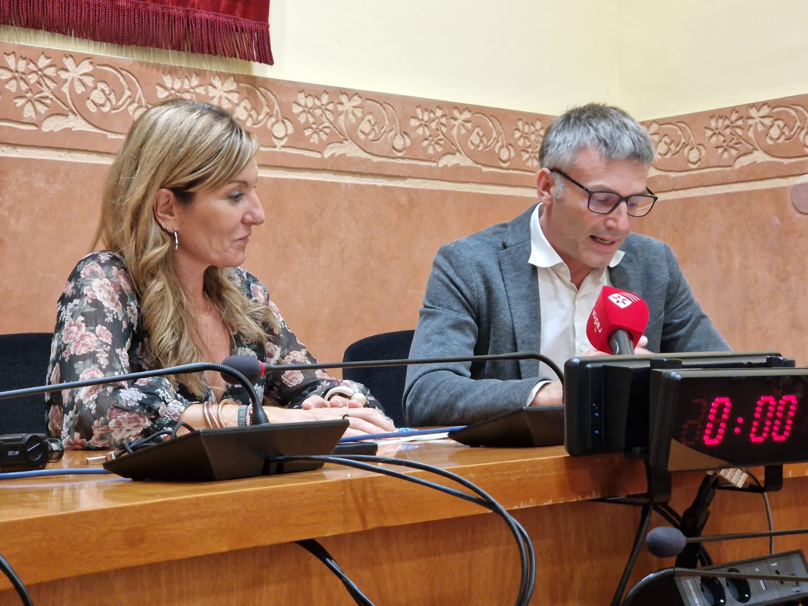 PSC i ERC formalitzen un acord de treball. FOTO: Cedida PSC i ERC formalitzen un acord de treball. FOTO: Cedida