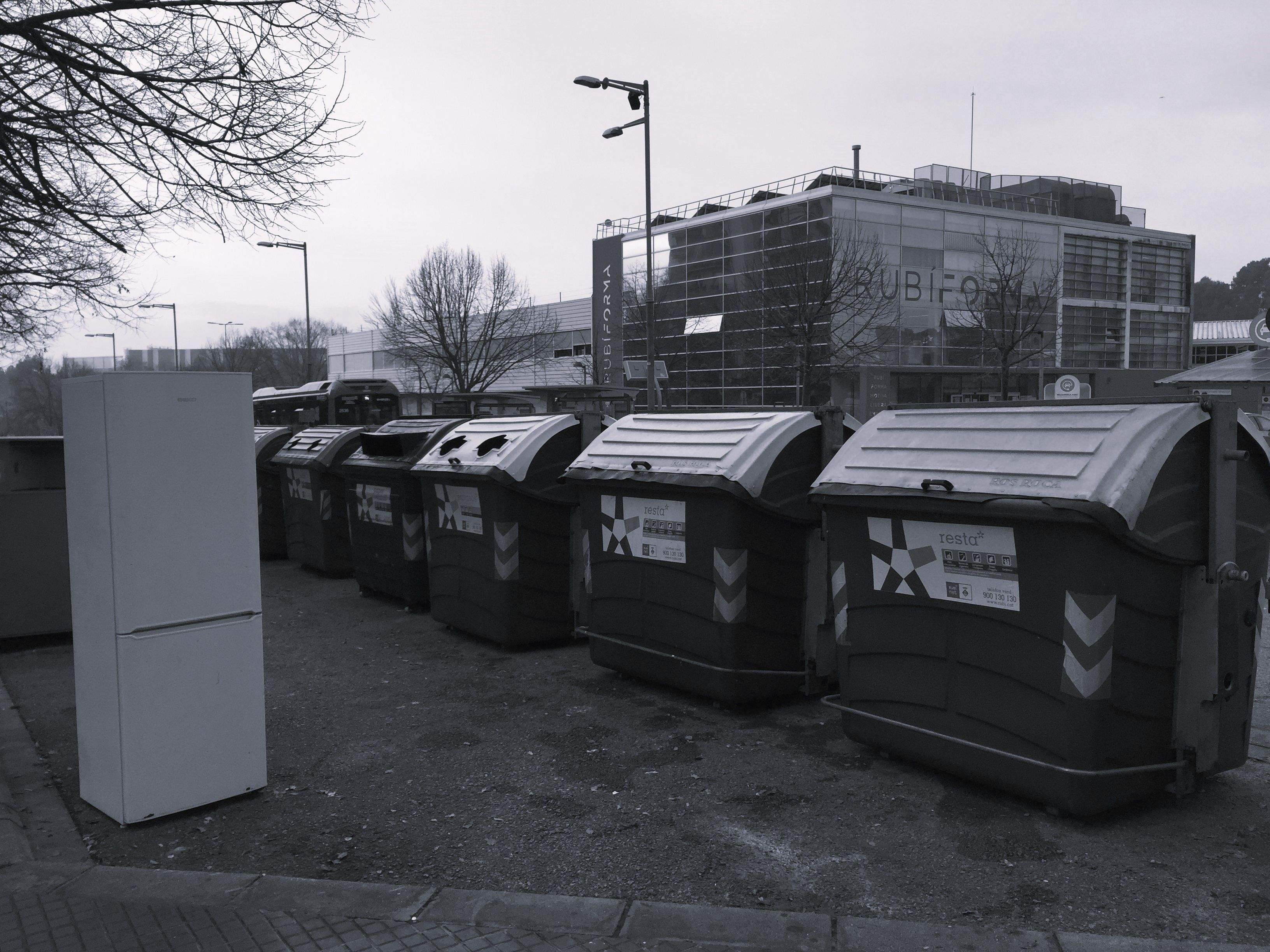 Pagar més per la brossa i seguir igual de malament? FOTO: Arxiu
