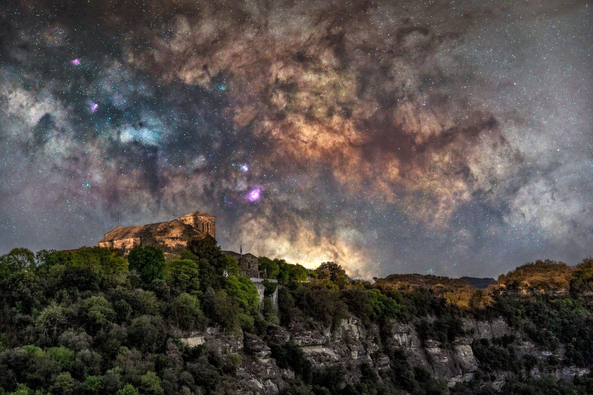 El Gra presenta una exposició fotogràfica dedicada a la fotografia nocturna. FOTO: David Boixo