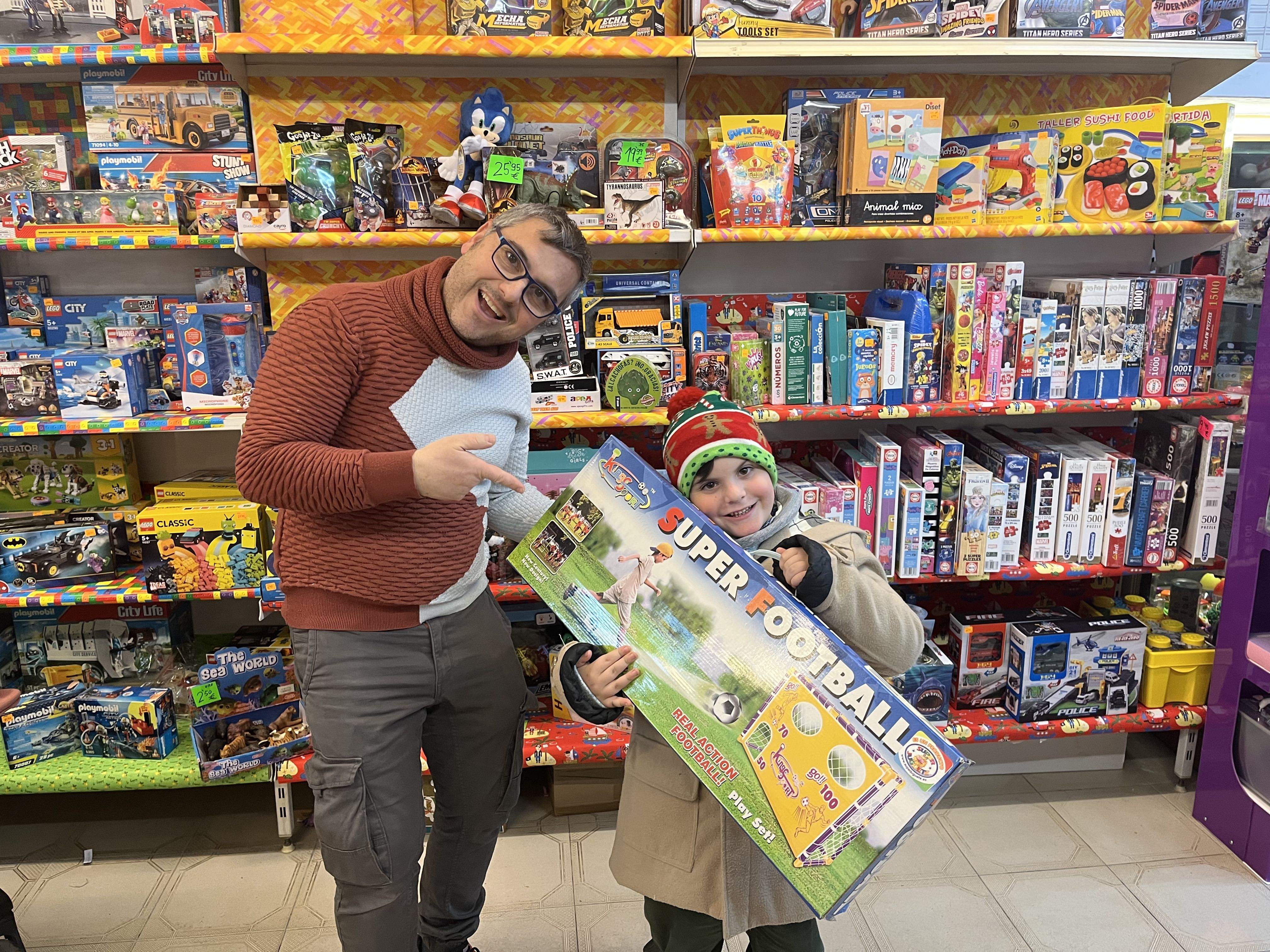 Desenes de nens i nenes de Rubí han participat en el sorteig que es va tancar el 18 de desembre. Foto: P.S.