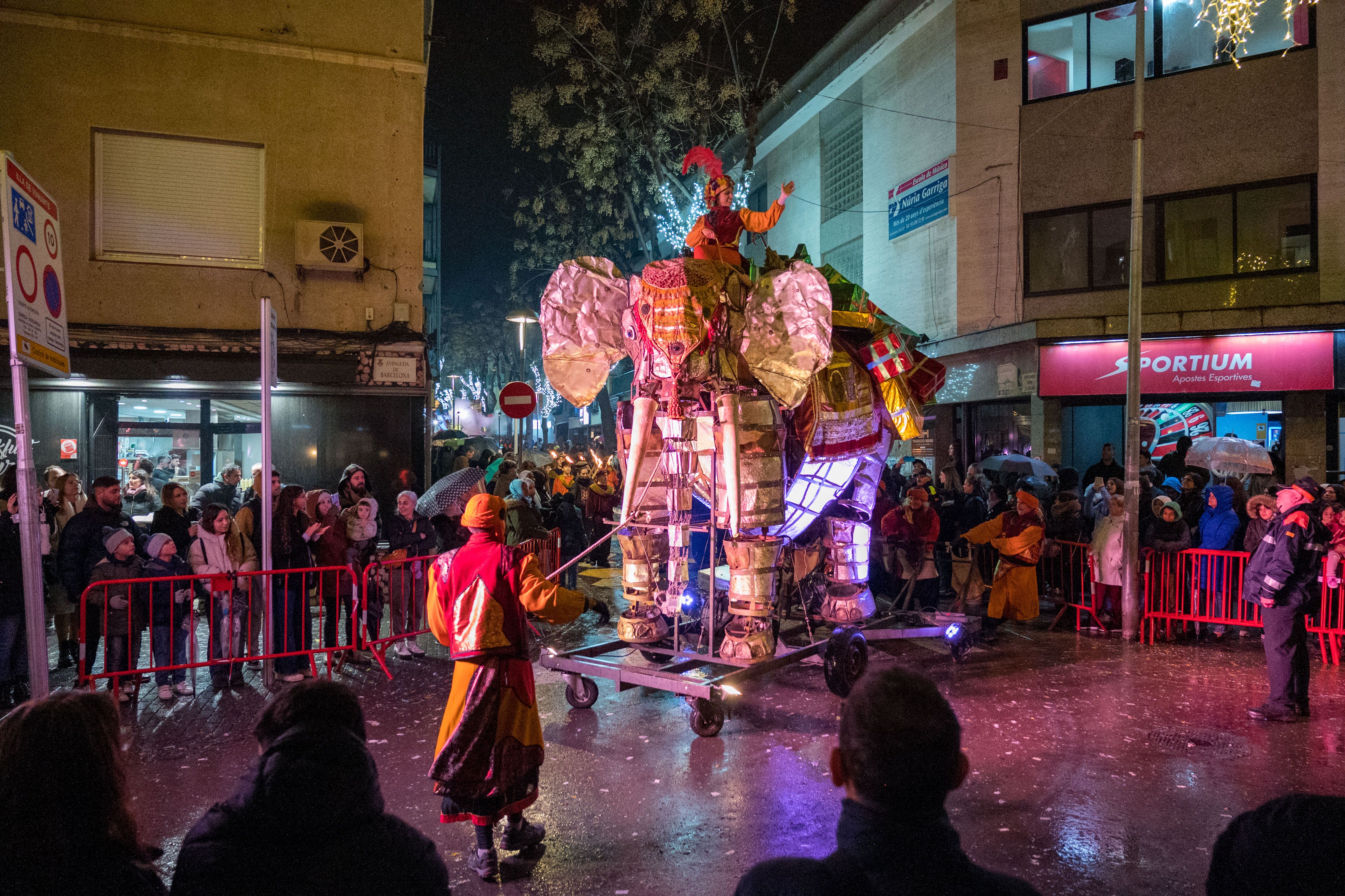 L'itinerari ha finalitzat a la plaça Doctor Guardiet. Foto: Carmelo Jiménez