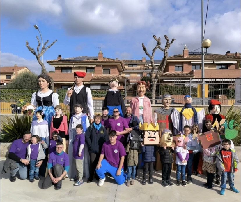 Els gegants de Ca n'Oriol estrenen any visitant els Pallaresos. FOTO: Cedida