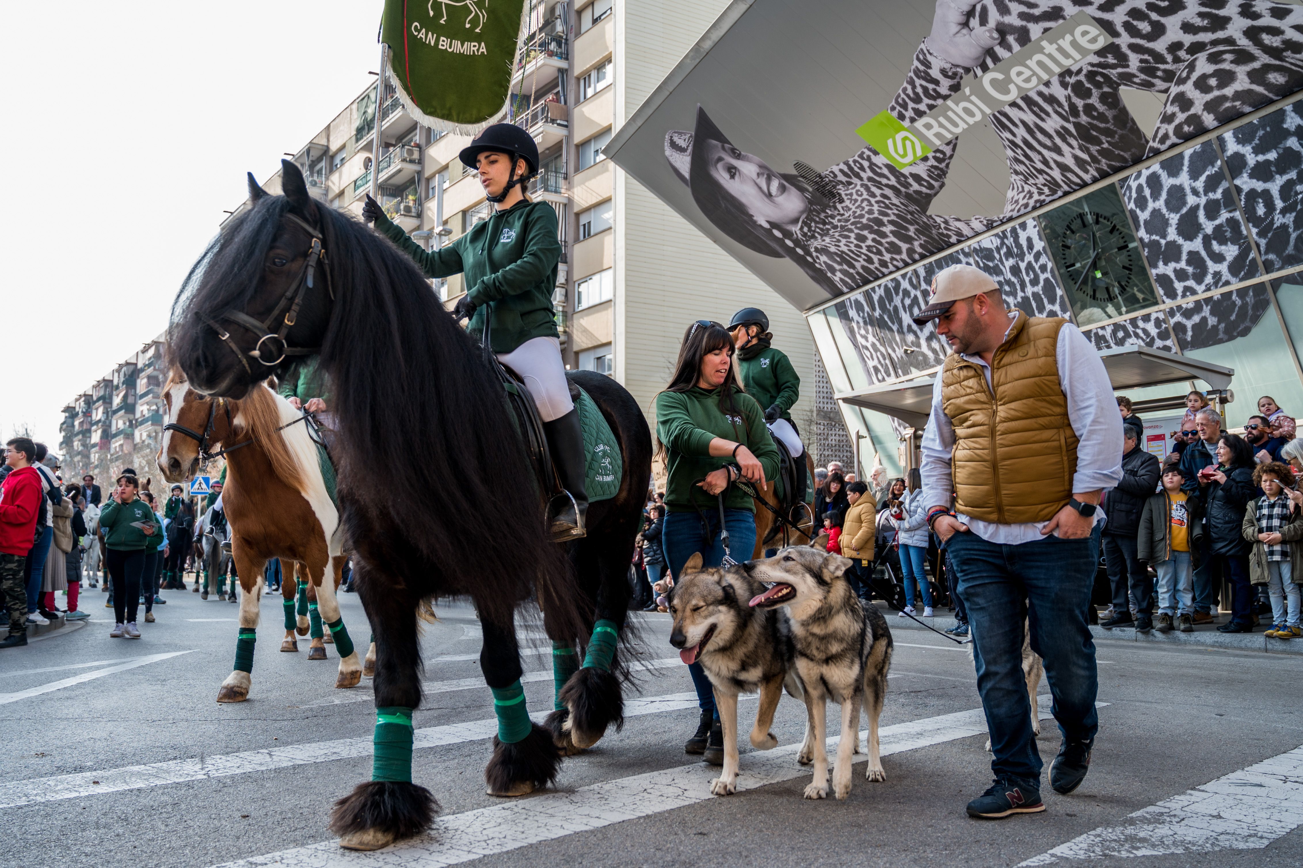 Més d'una desena de carruatges han protagonitzat la rua de 2024. Foto: Carmelo Jiménez