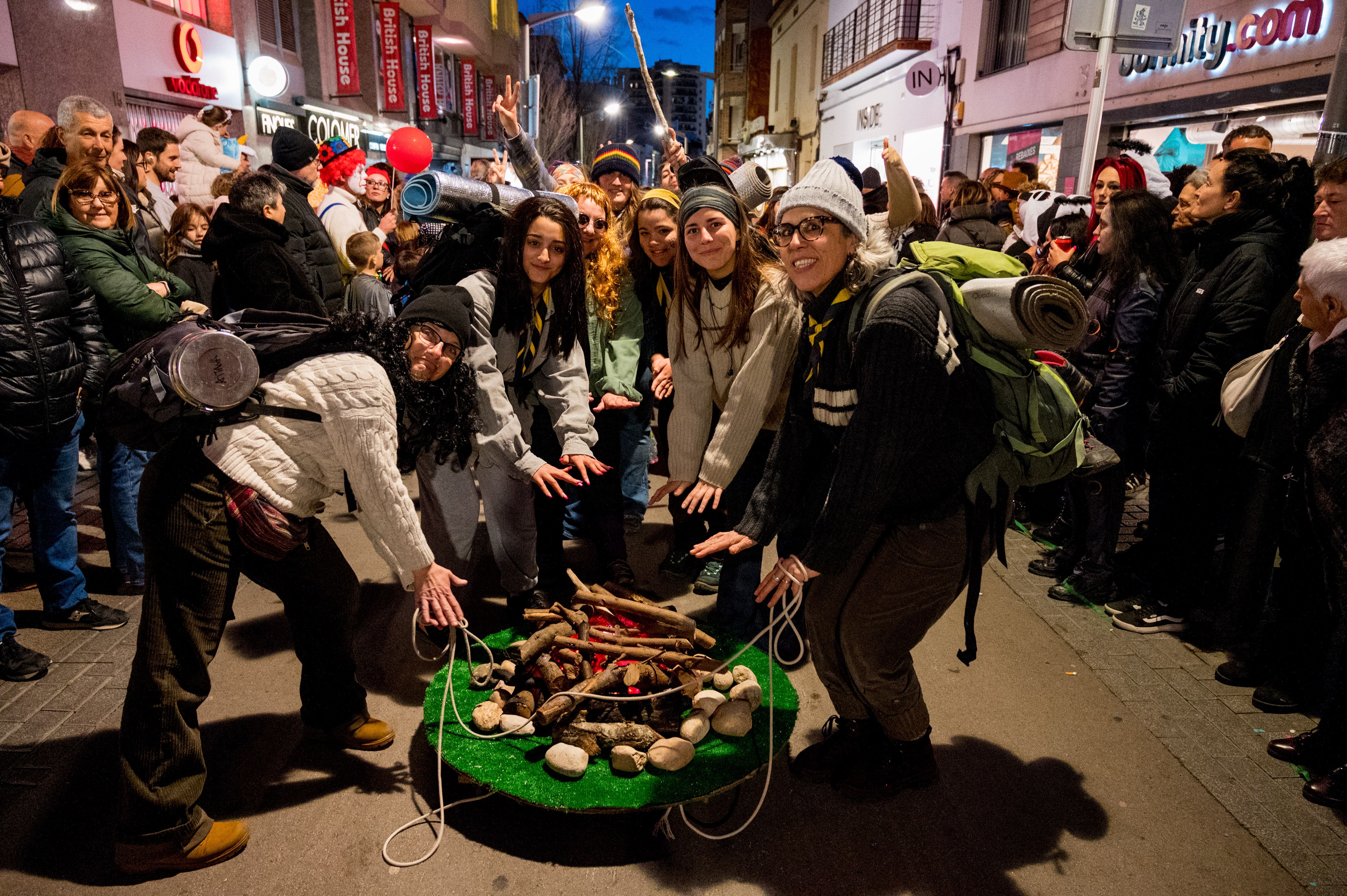 Les comparses de diverses entitats, centres educatius i associacions han estat les protagonistes. Foto: Carmelo Jiménez